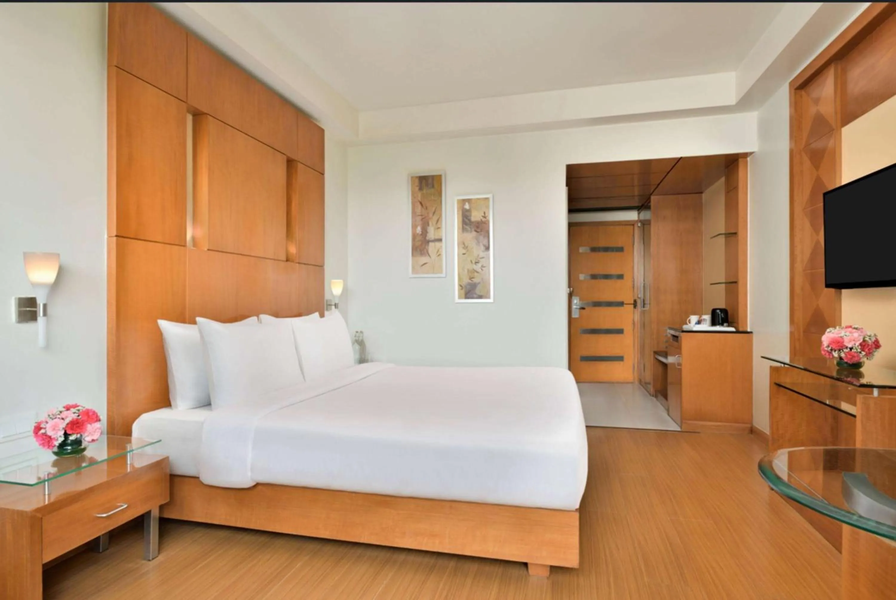 Double Smoking Room in Ramada By Wyndham Jaipur