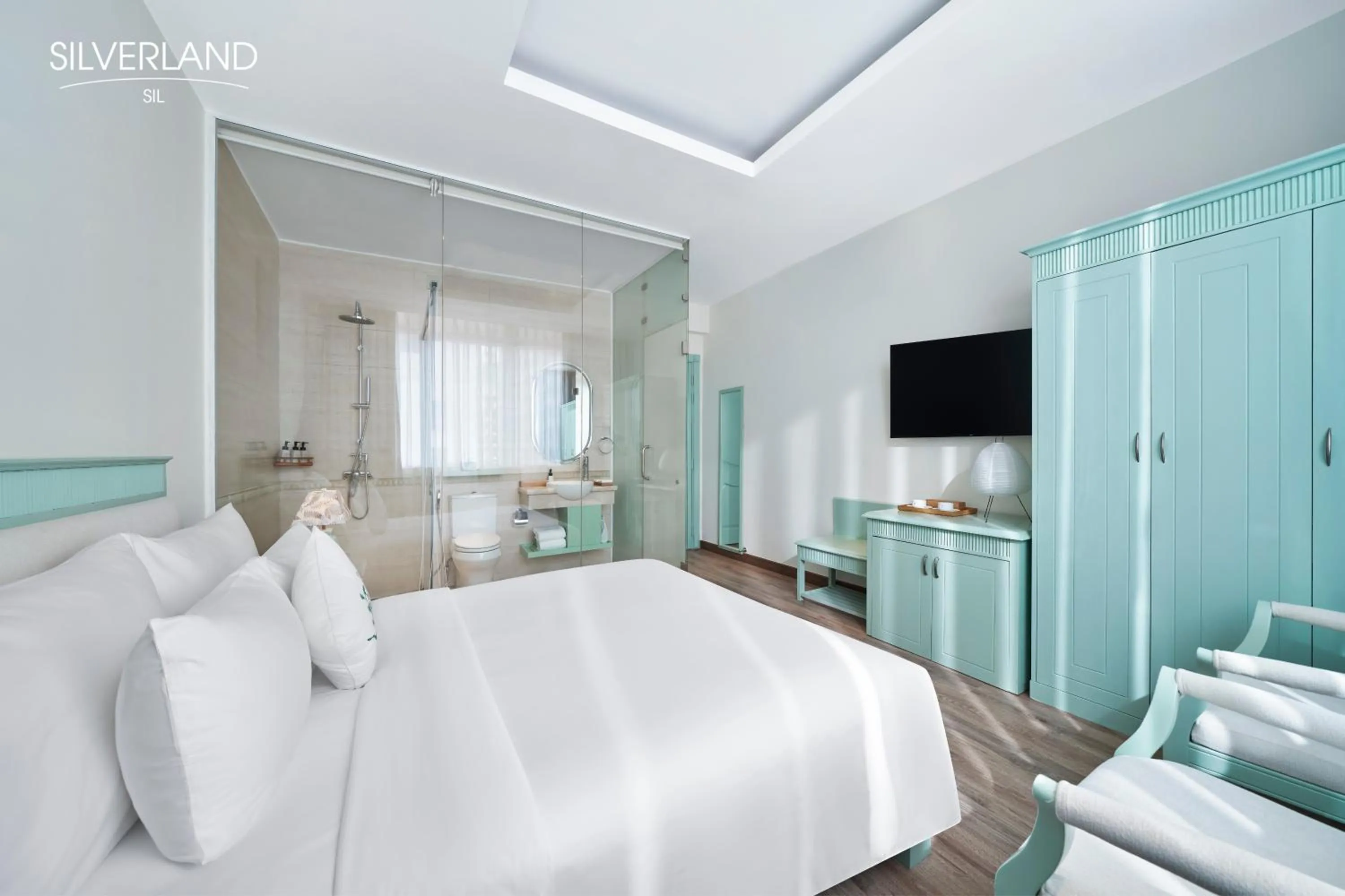 Bedroom, Bed in Silverland Sil Hotel