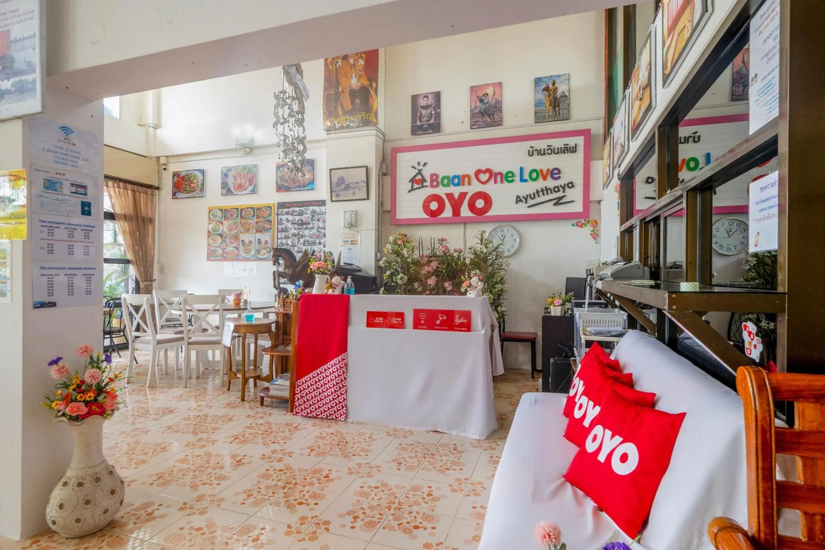 Lobby or reception in OYO 906 Bann One Love