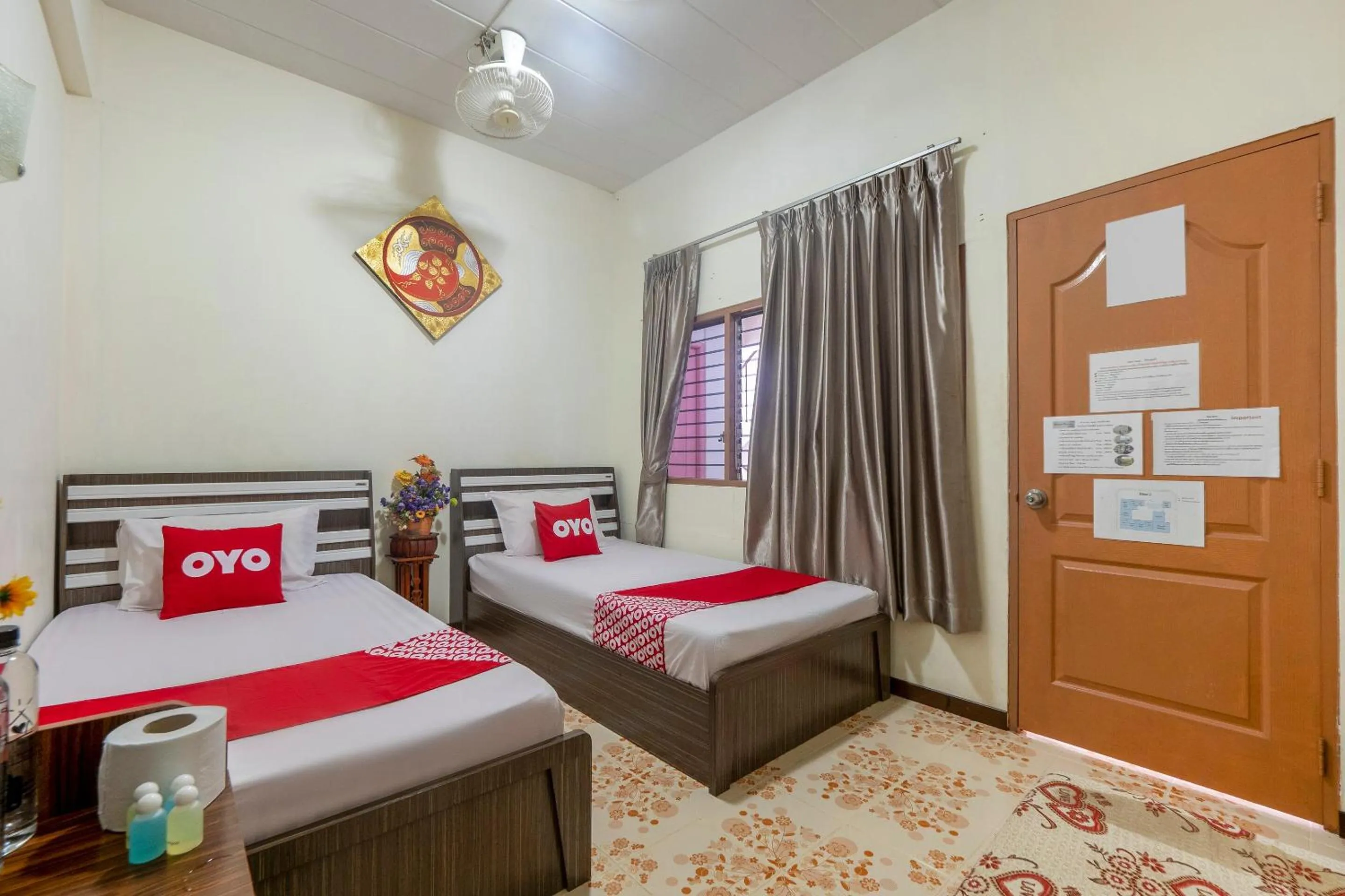 Bedroom in OYO 906 Bann One Love
