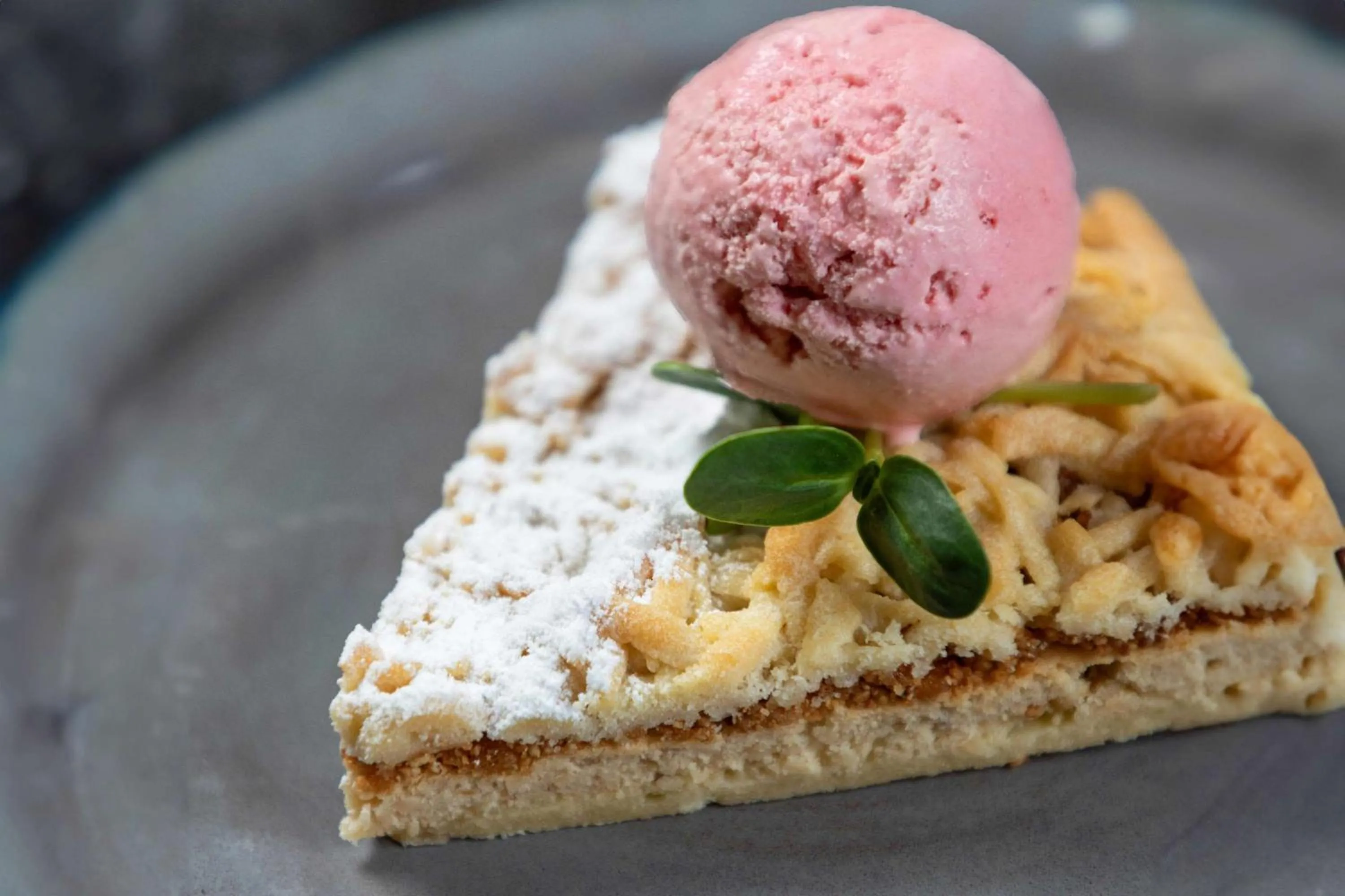 Food and drinks in Radisson Hotel Baku