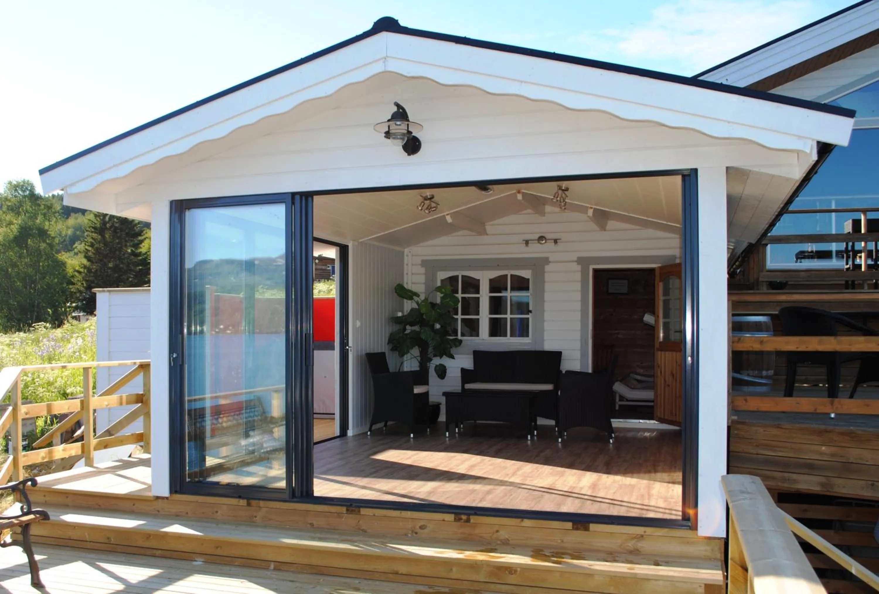 Facade/entrance in Furoy Hotel Apartments and Boating