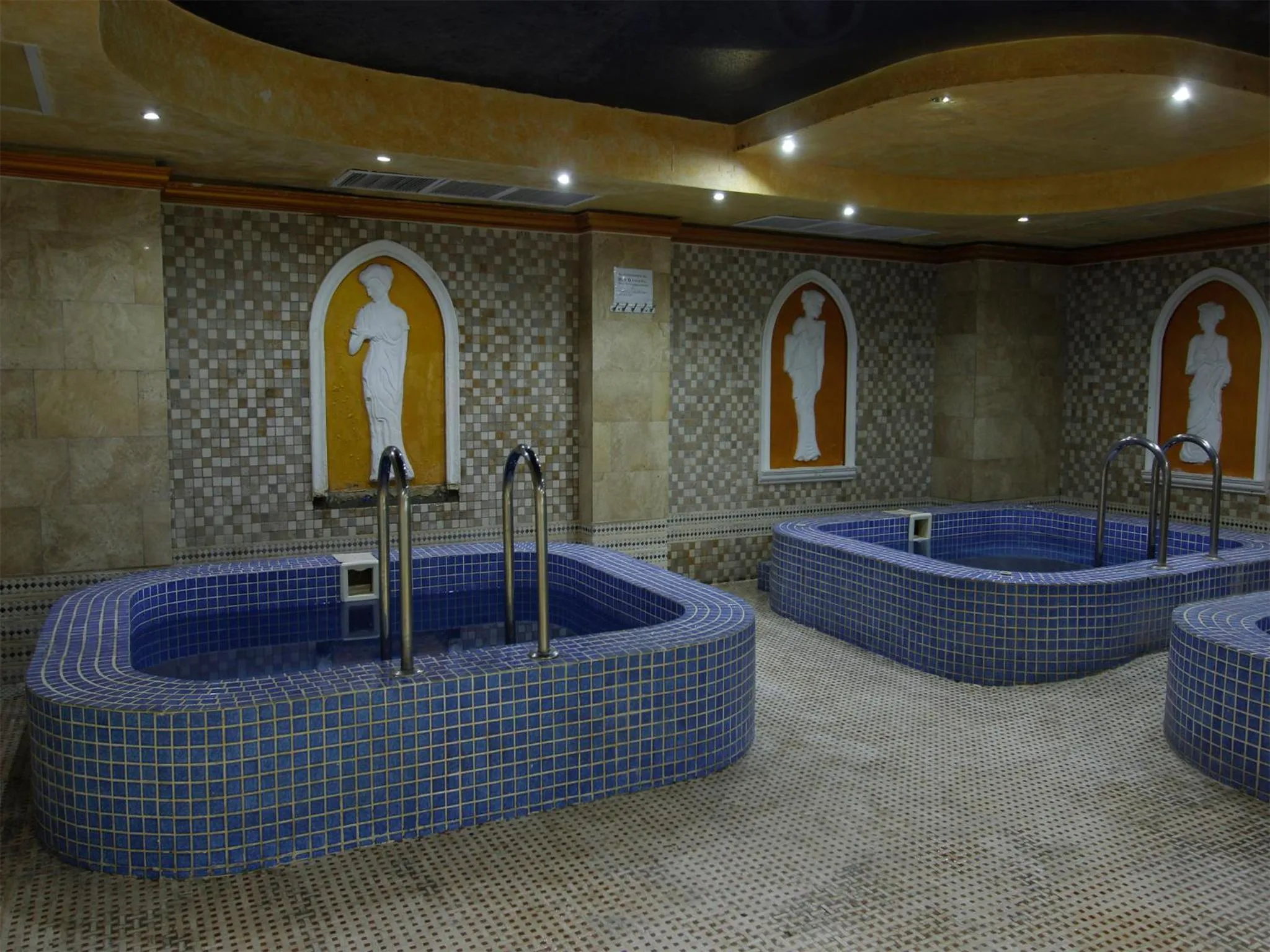 Steam room in Aquapark Hotel & Villas