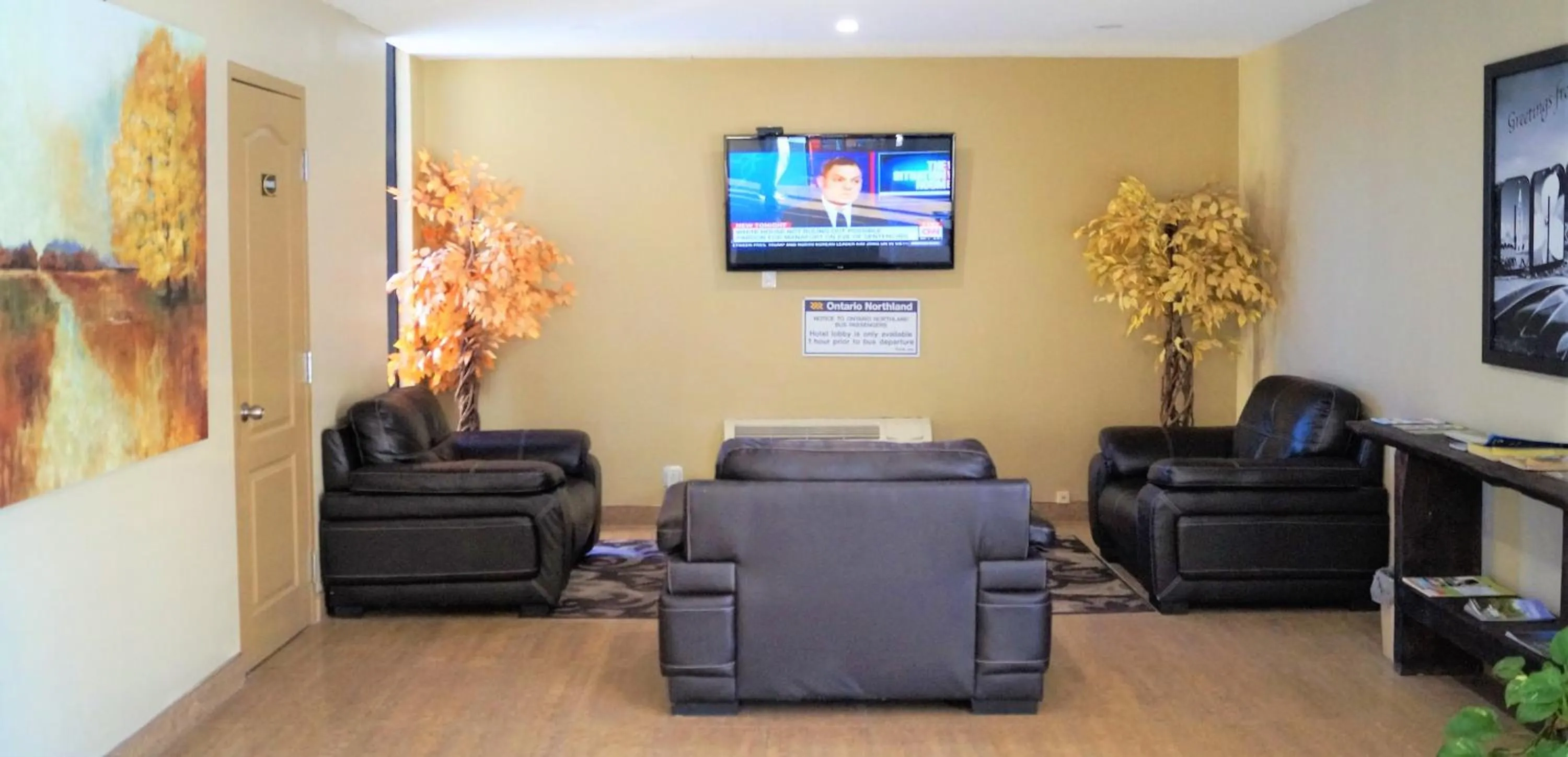 Lobby or reception in red maple inn and suites