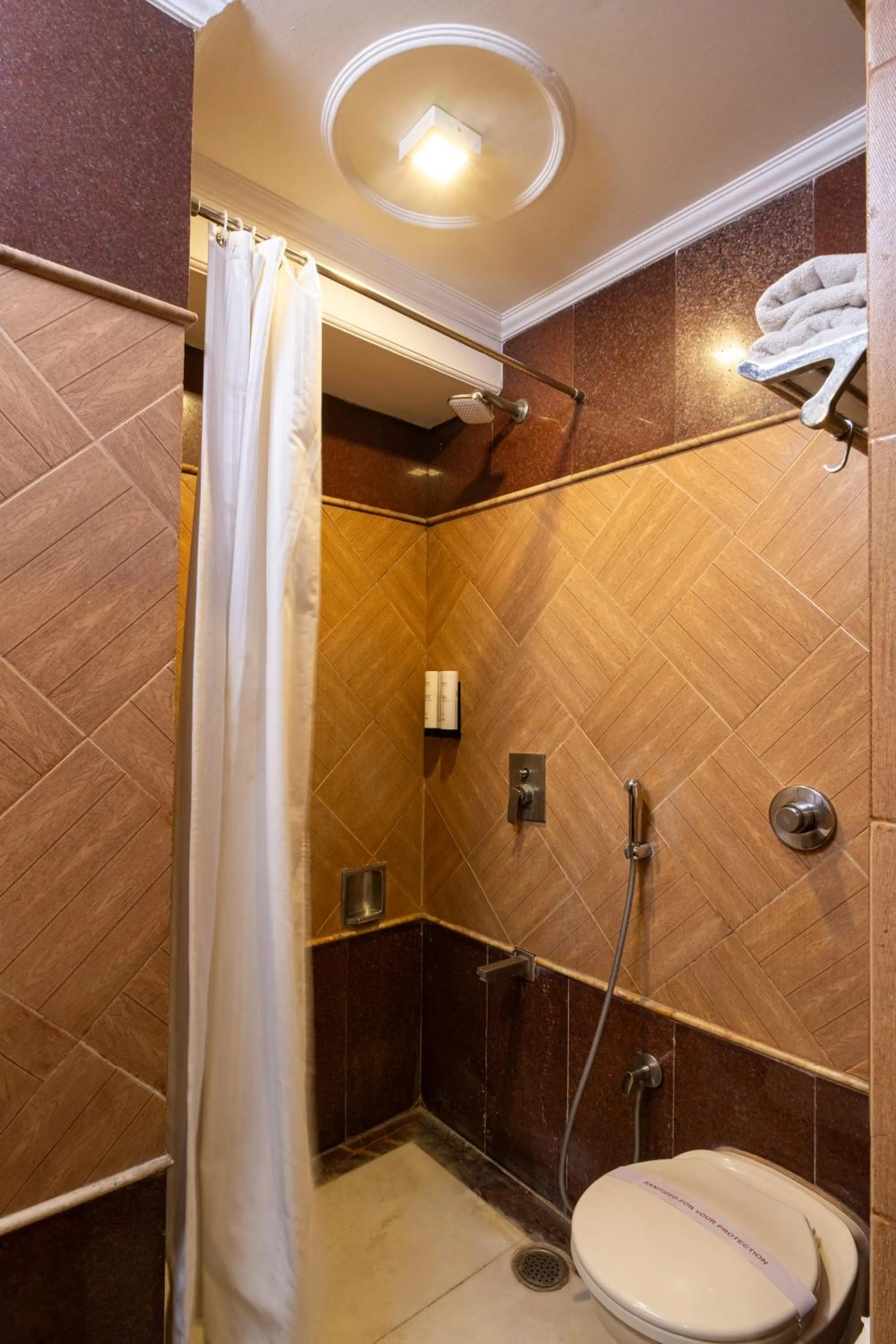 Bathroom in Hotel Sunstar Grand