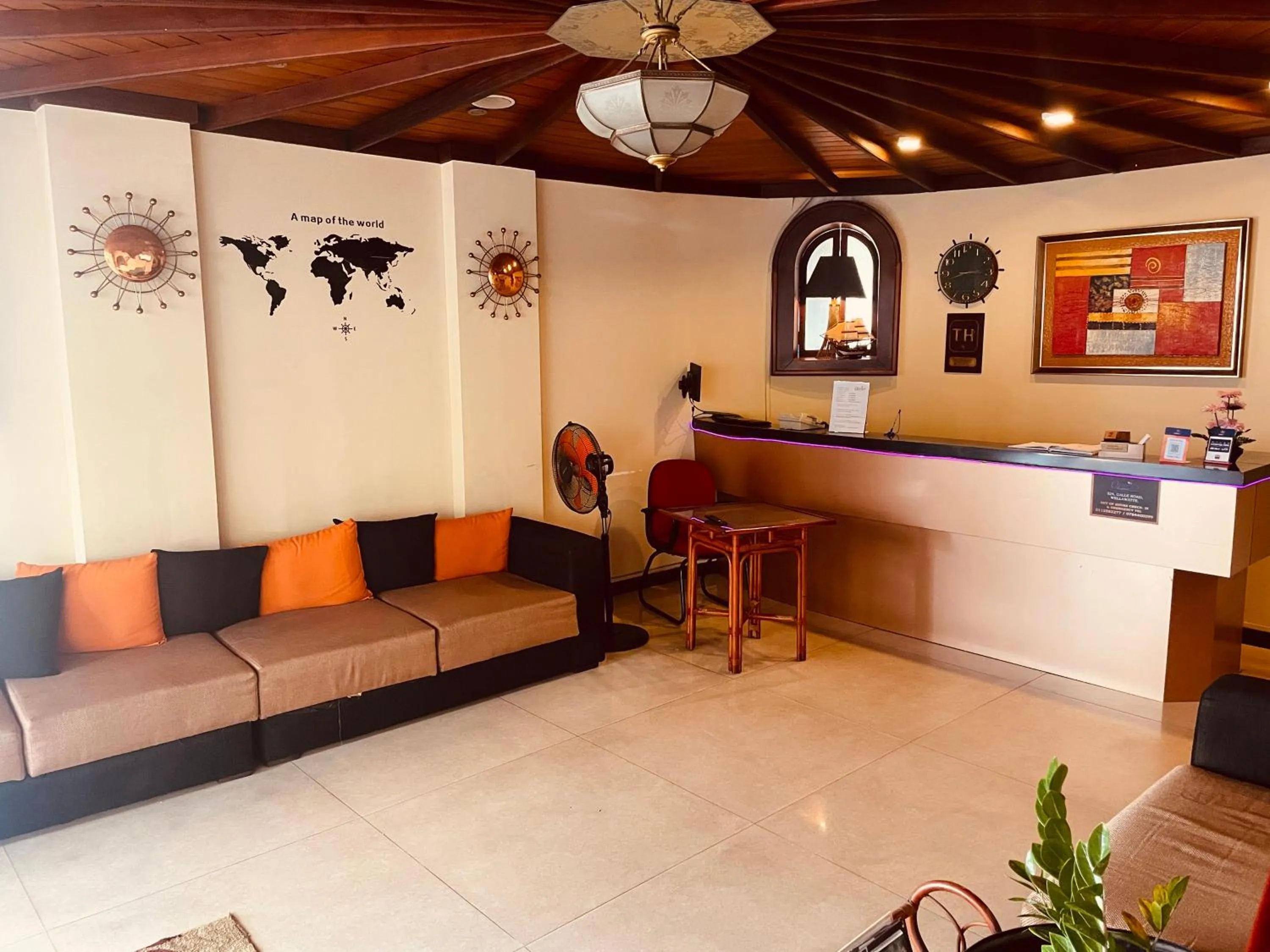 Lobby or reception in Omega Regency Colombo