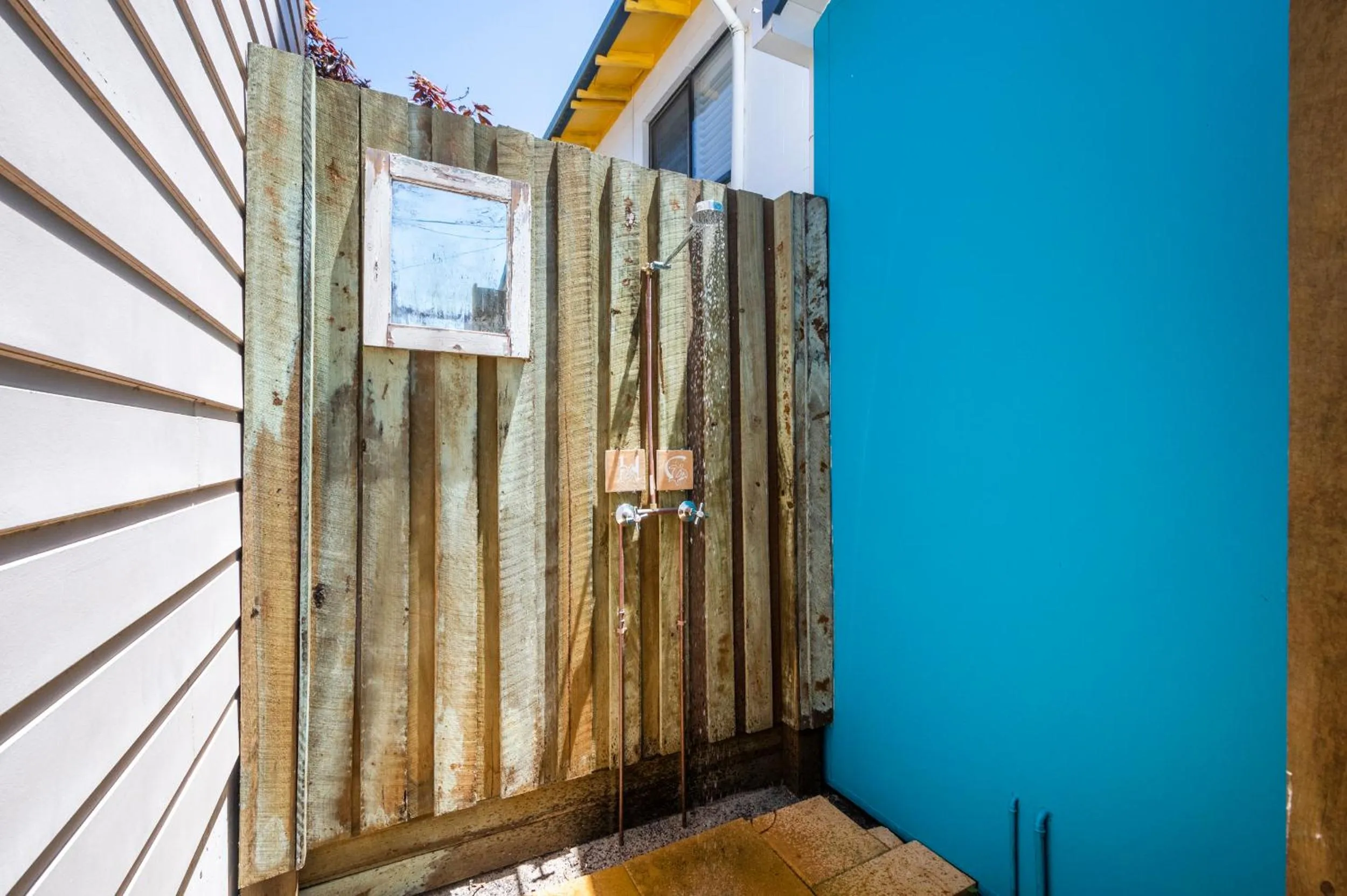 Area and facilities in Blue River Apartments