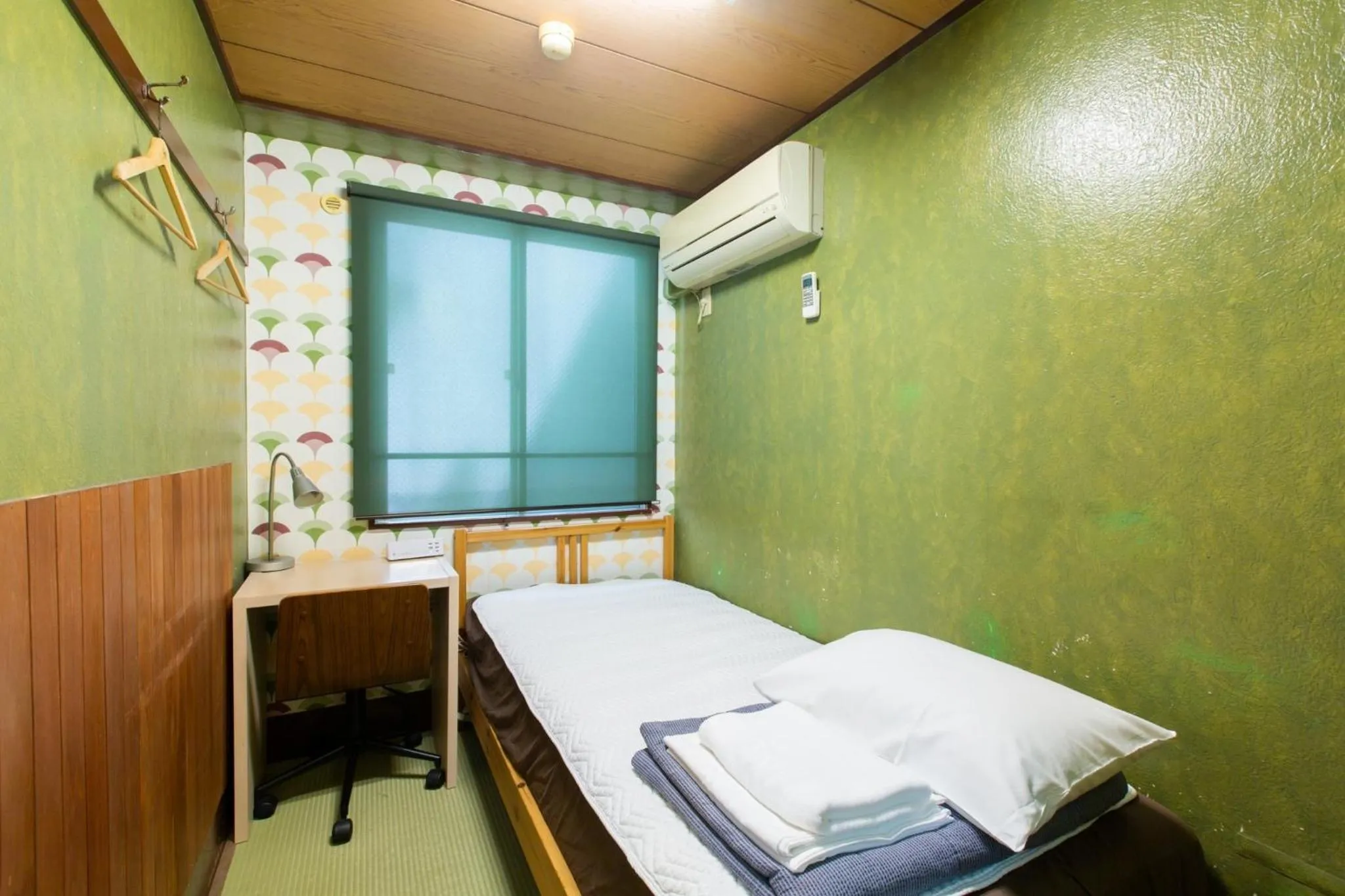 Bed in Shinagawa-shuku Guest House & Tours
