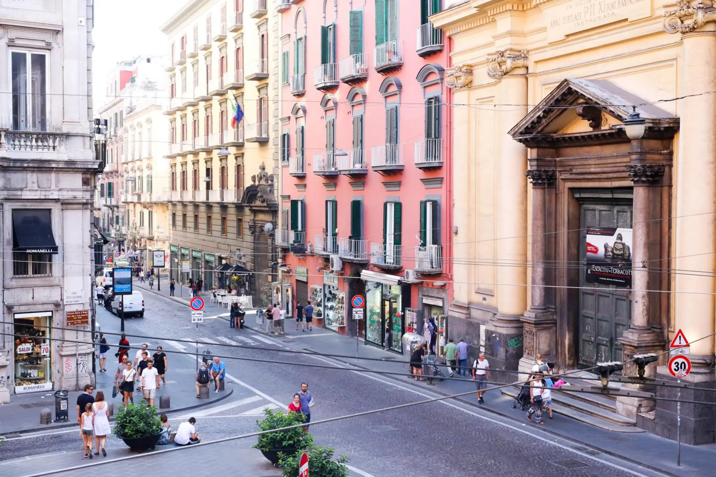 Deluxe Double Room with Balcony - single occupancy in Toledo 16 Luxury Suites Deluxe Double Room with Balcony - single occupancy in Toledo 16 Luxury Suites