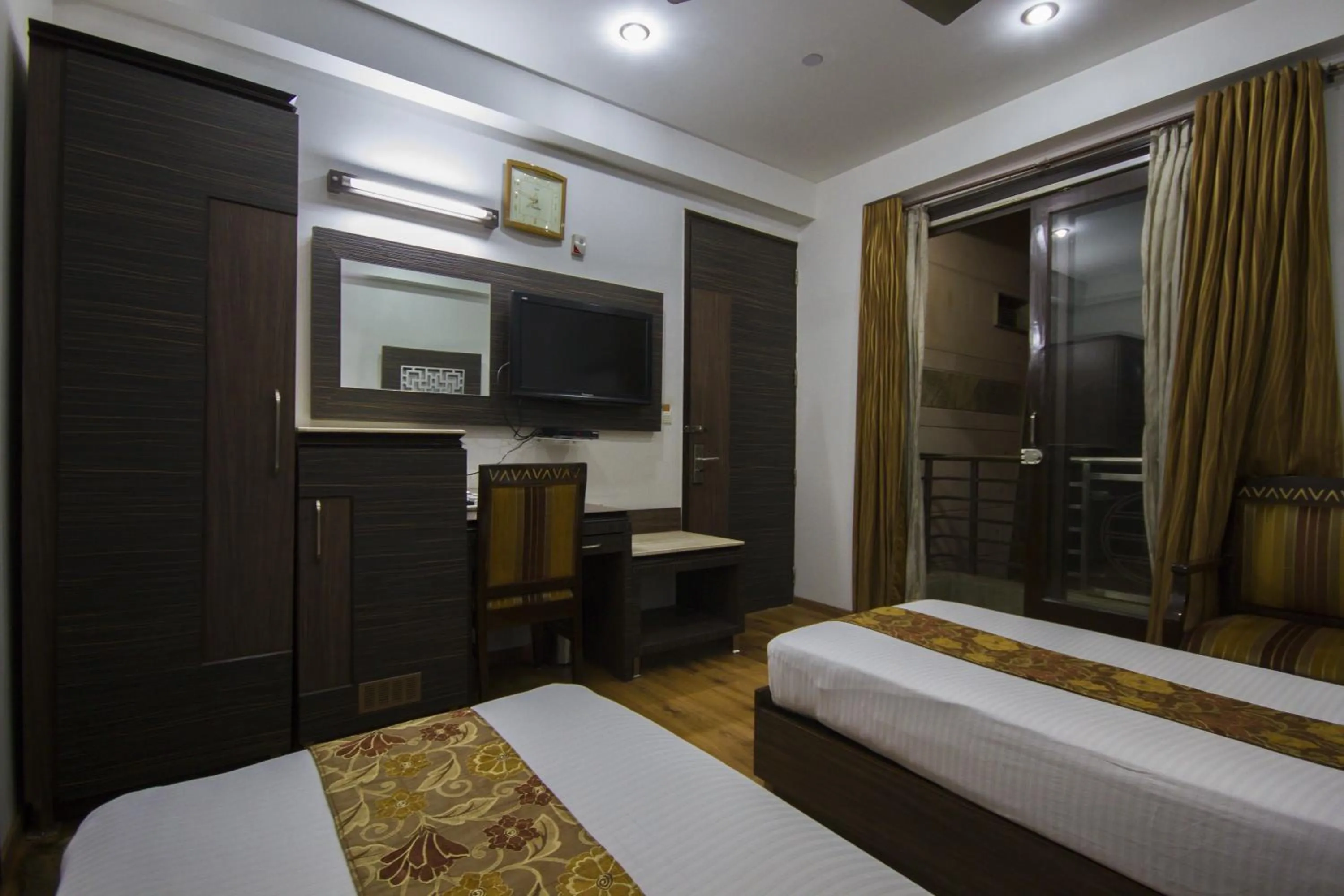 Bed in Hotel Sunstar Heights
