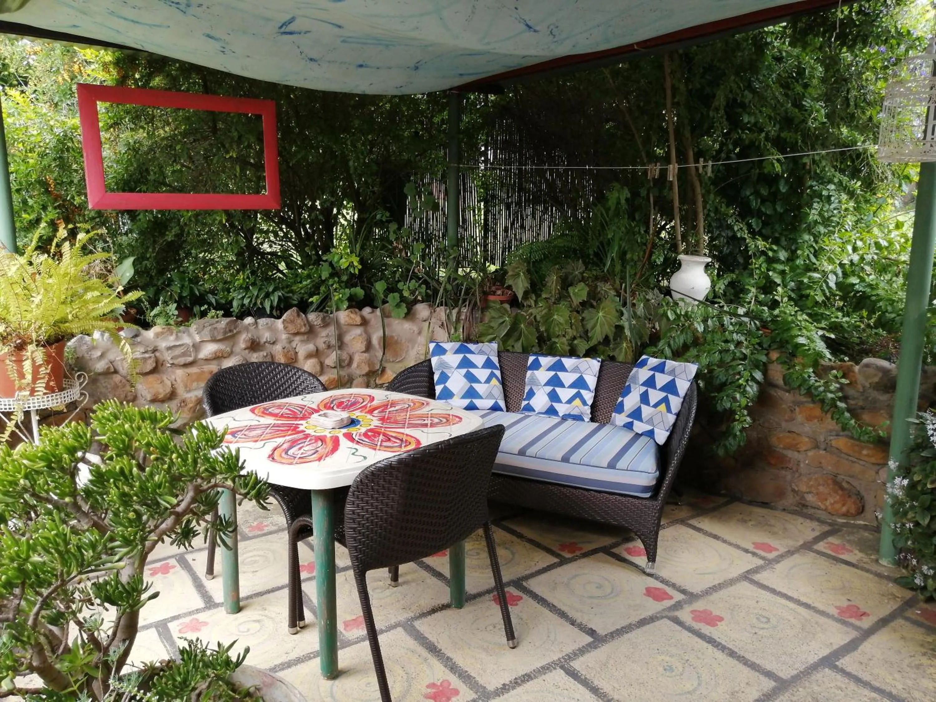 Patio in Bell Park Self Catering