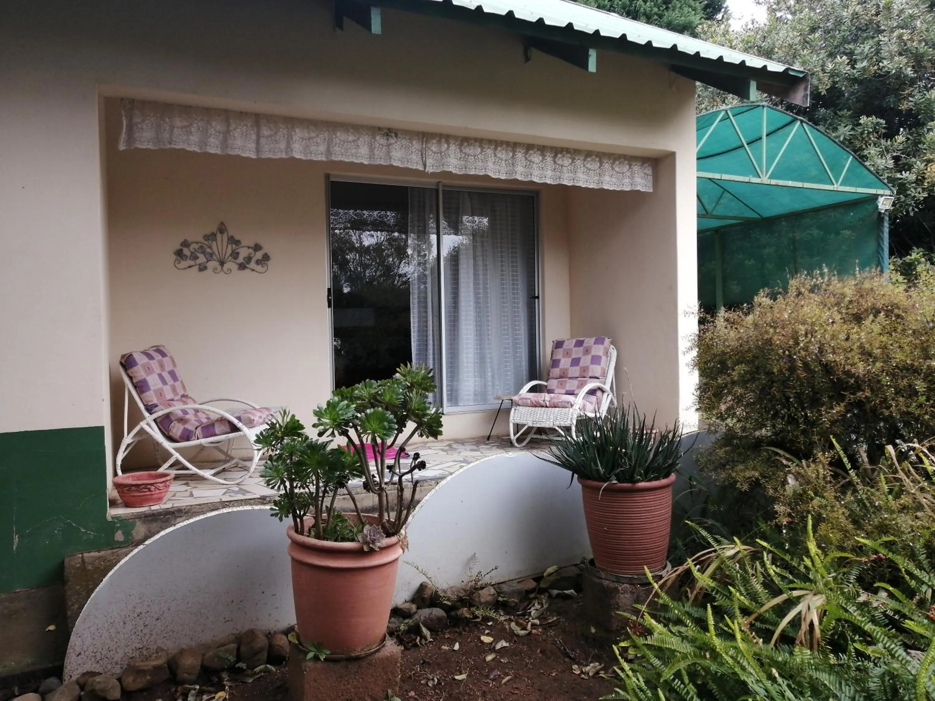 Patio in Bell Park Self Catering