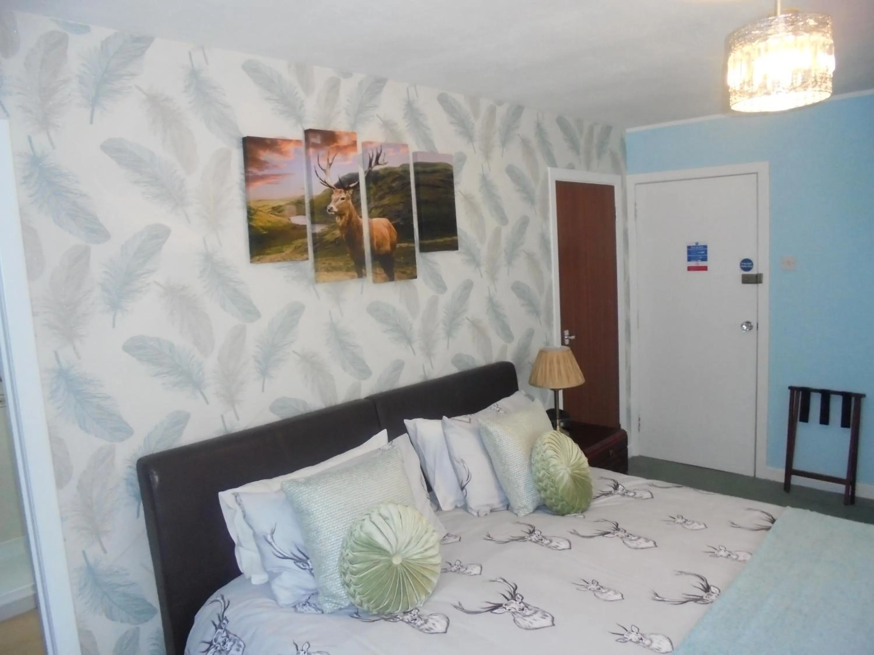 Bed in Avondale House