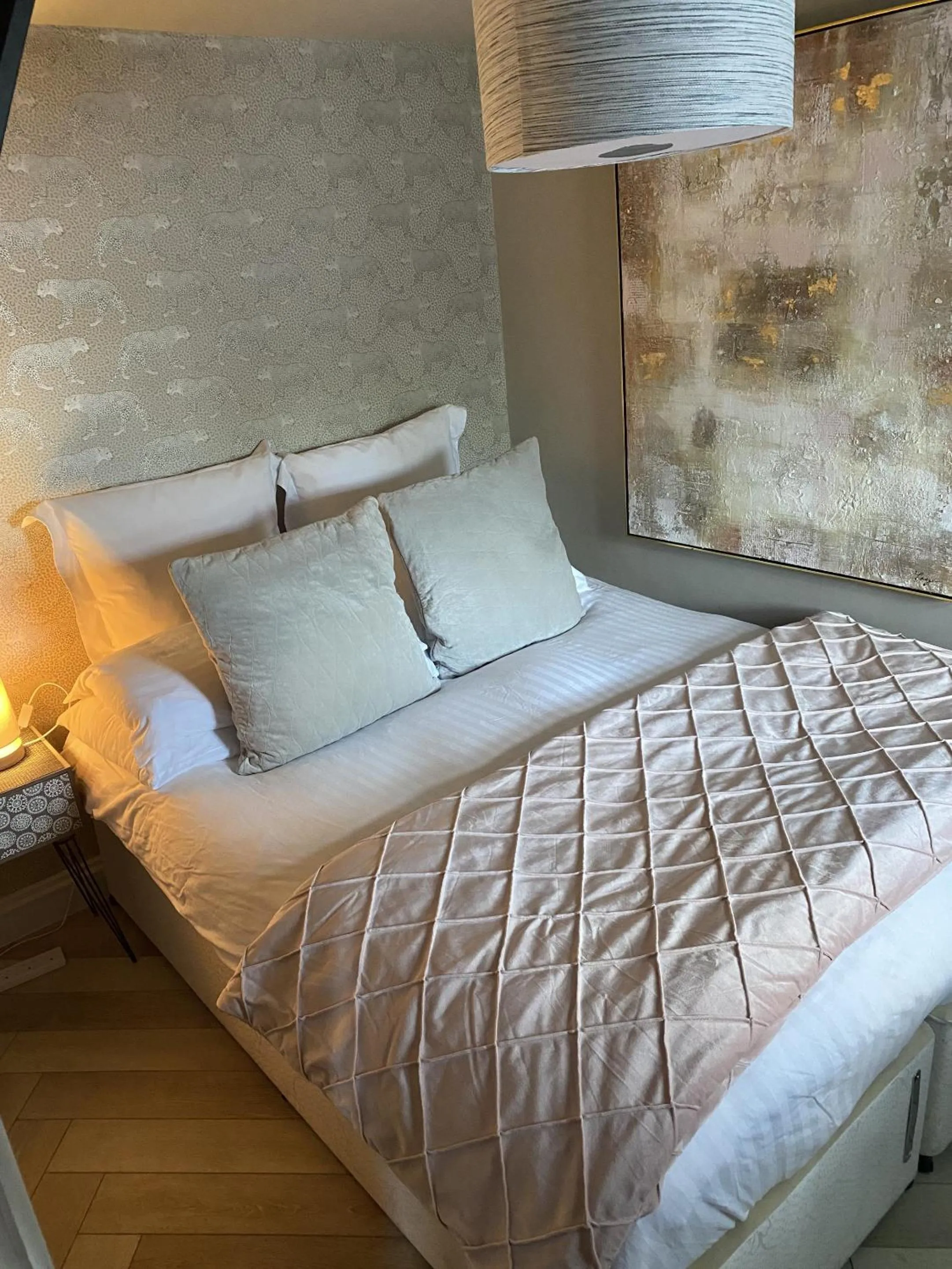 Bedroom, Bed in Maison Claire