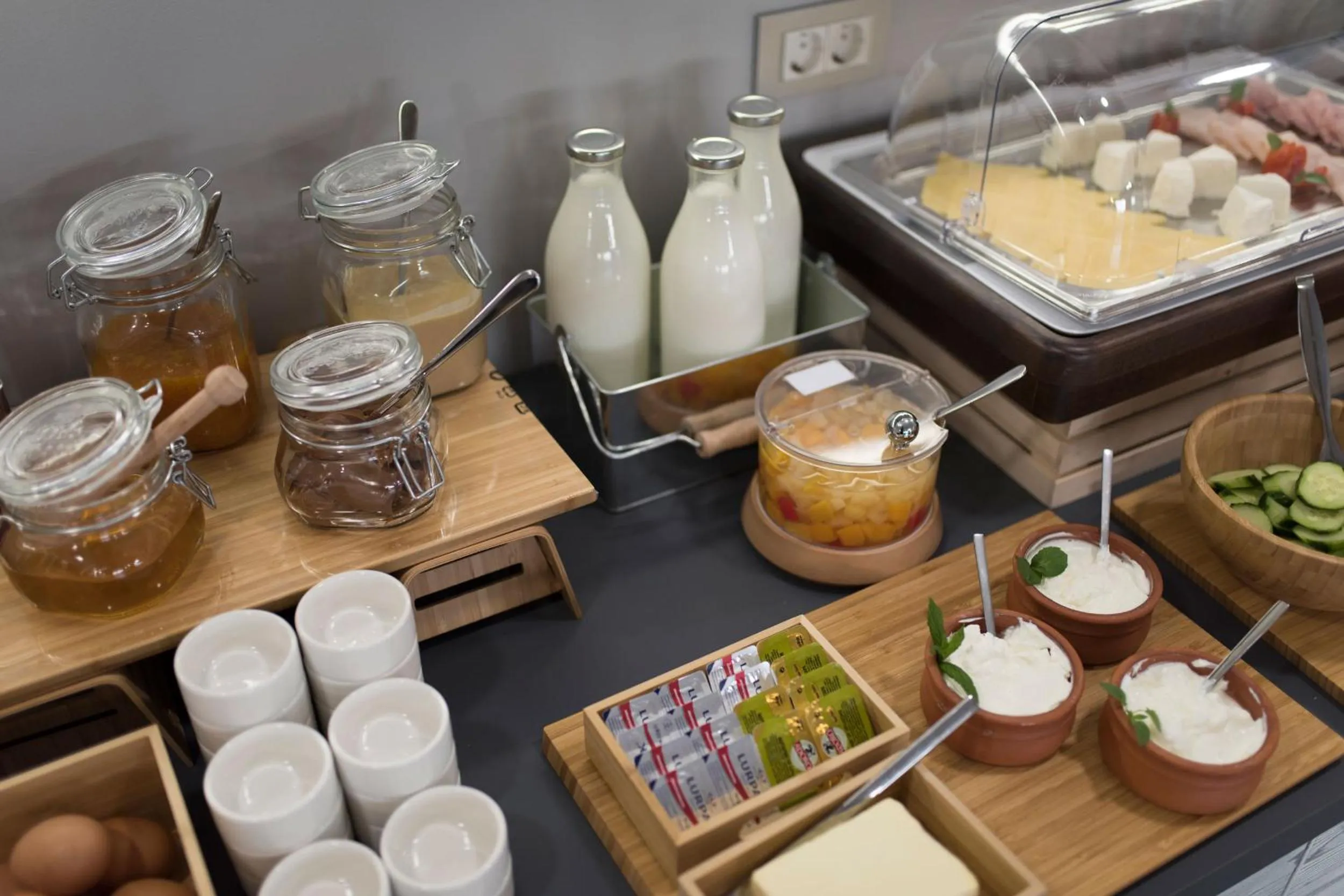 Breakfast in Kanathos Pigi