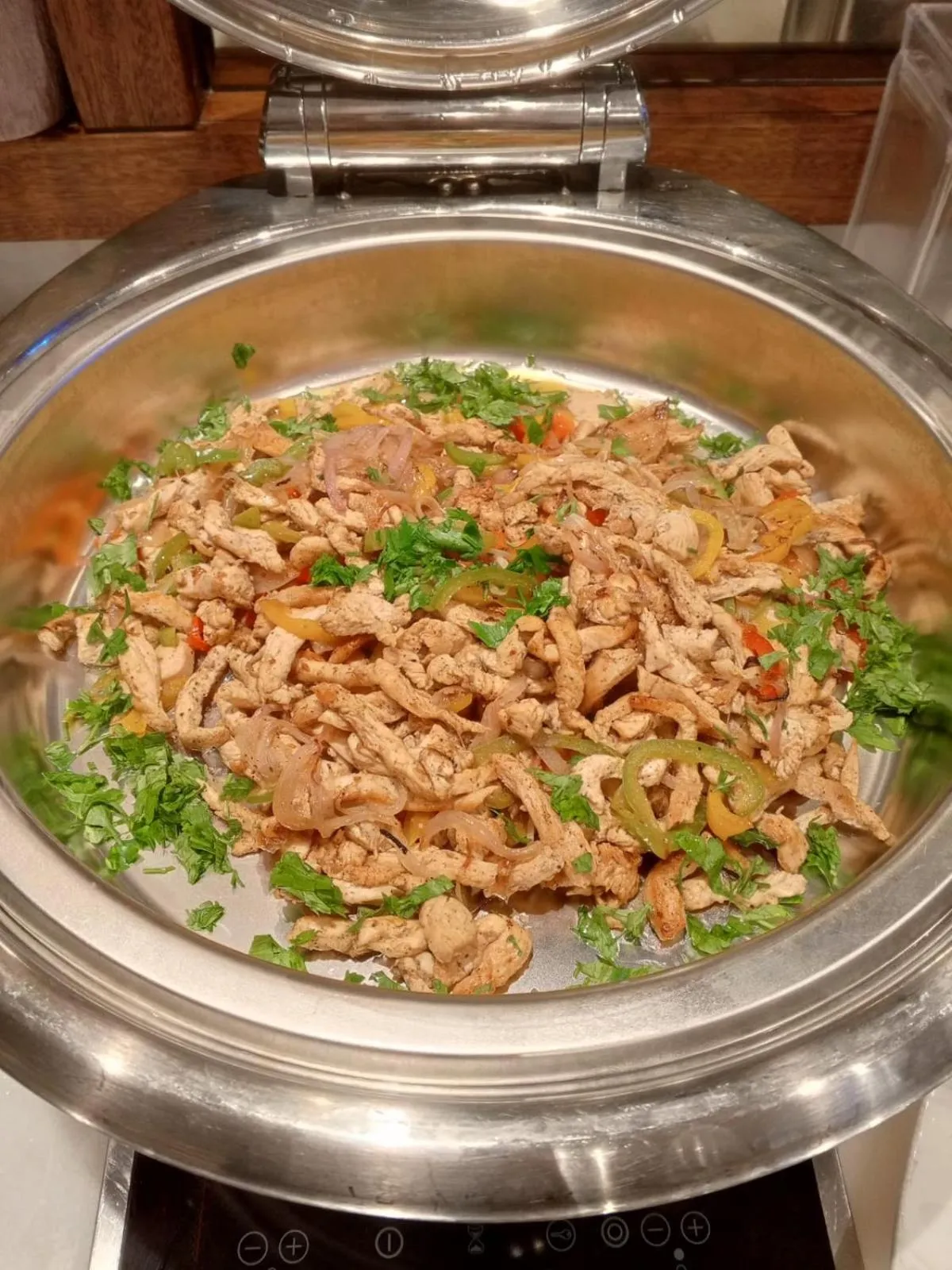 Restaurant/places to eat in Boudl Quraish