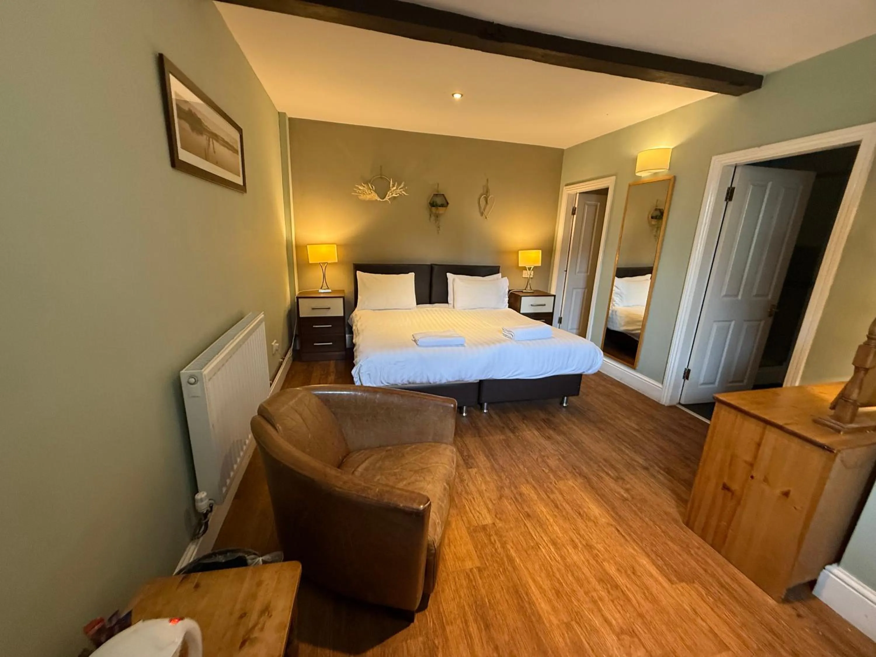 pet friendly, Bed in Charles Cotton Hotel