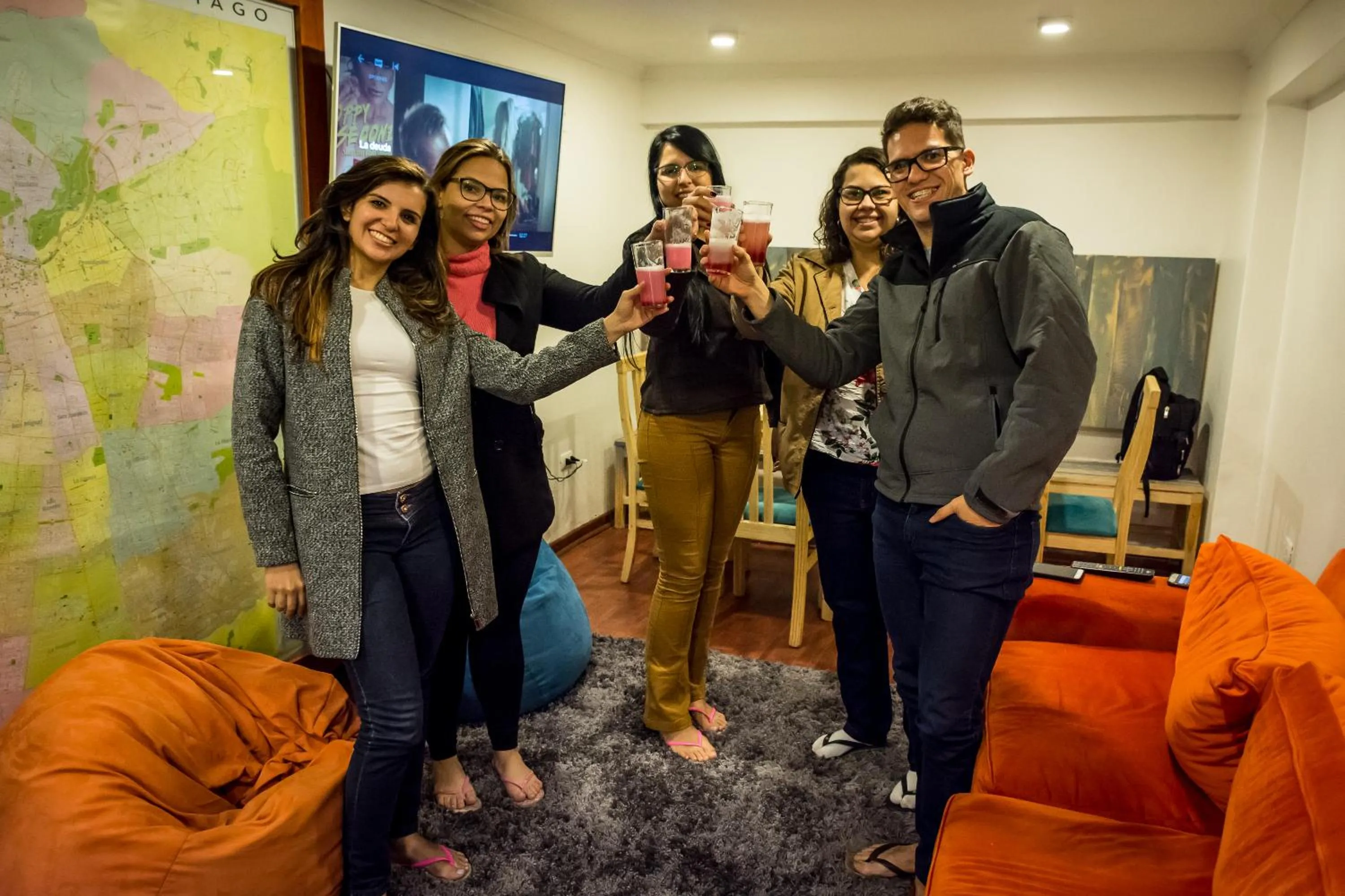 Evening entertainment in Hostal Casa Aborigen