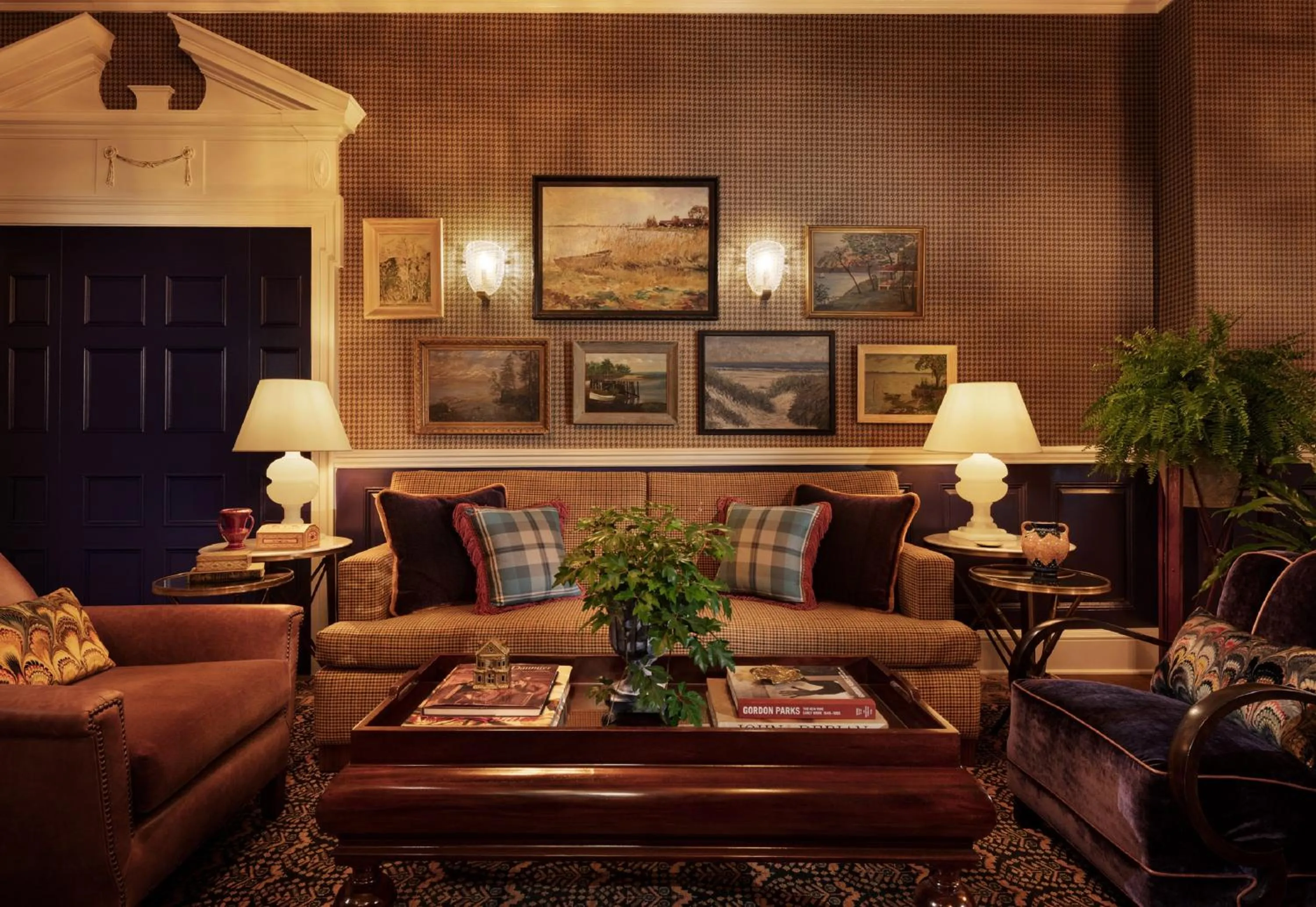 Seating area in Graduate by Hilton Evanston