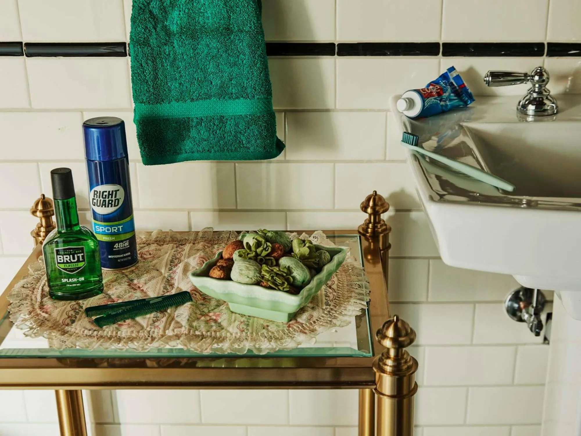 Bathroom in Graduate by Hilton Evanston