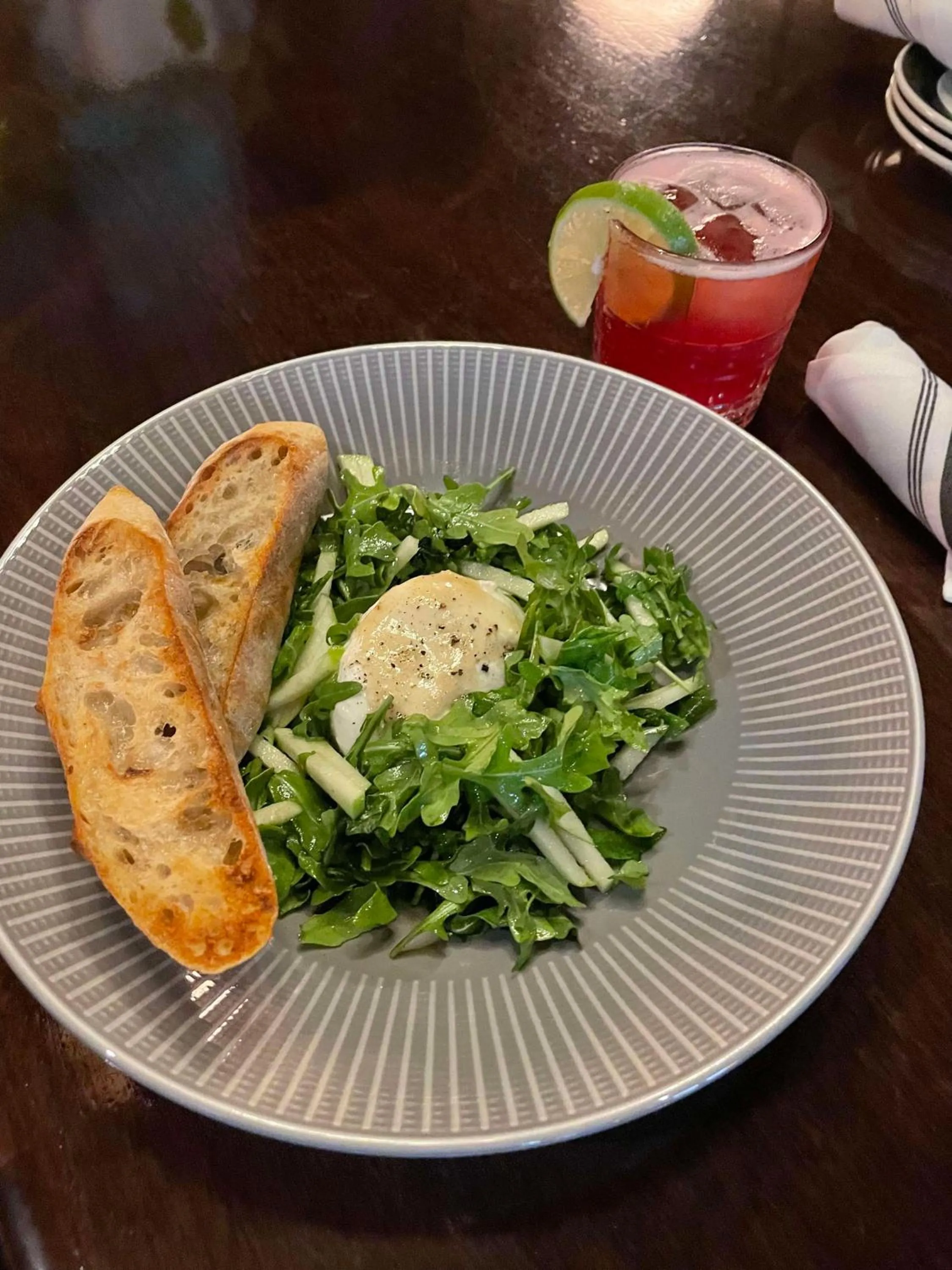 Dining area in Graduate by Hilton Evanston