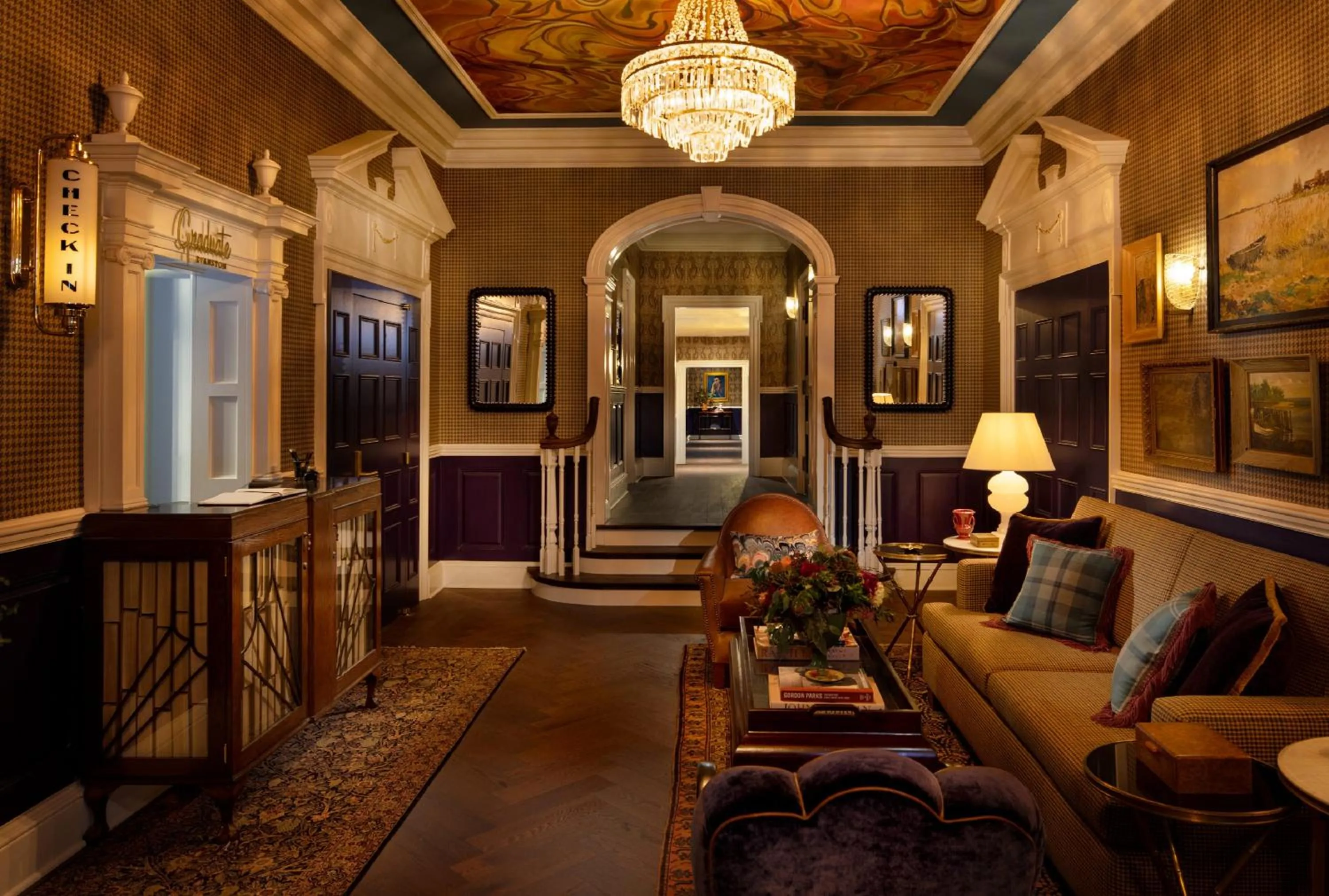 Lobby or reception in Graduate by Hilton Evanston