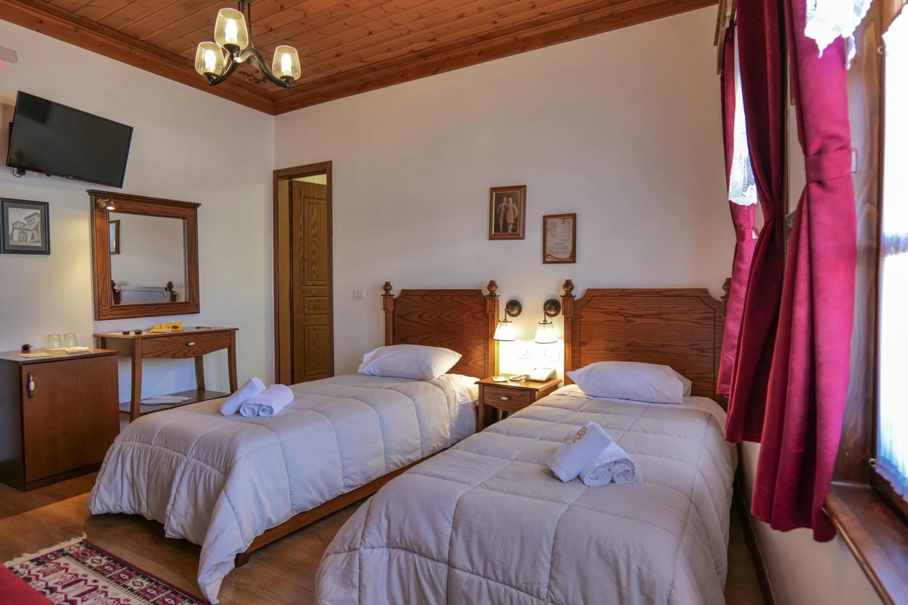 Bedroom in Hotel Bineri