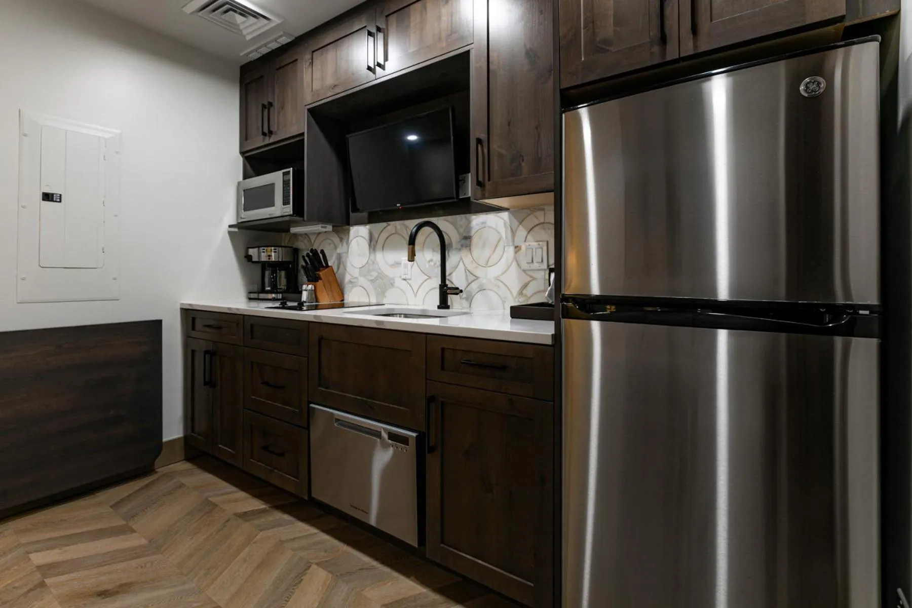 Kitchen or kitchenette in Condos at Canyons Resort by White Pines