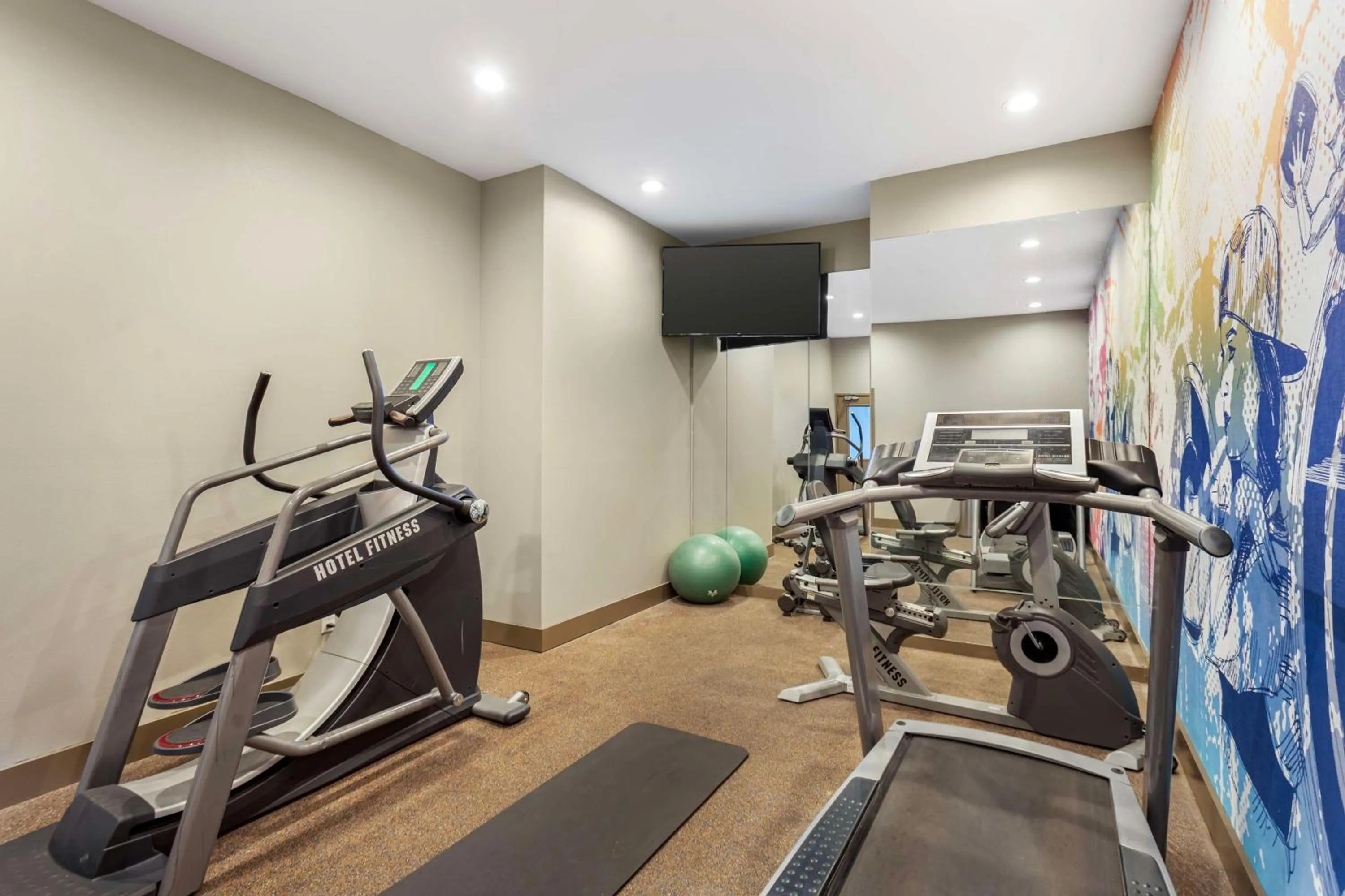 Fitness centre/facilities in Best Western Chambersburg