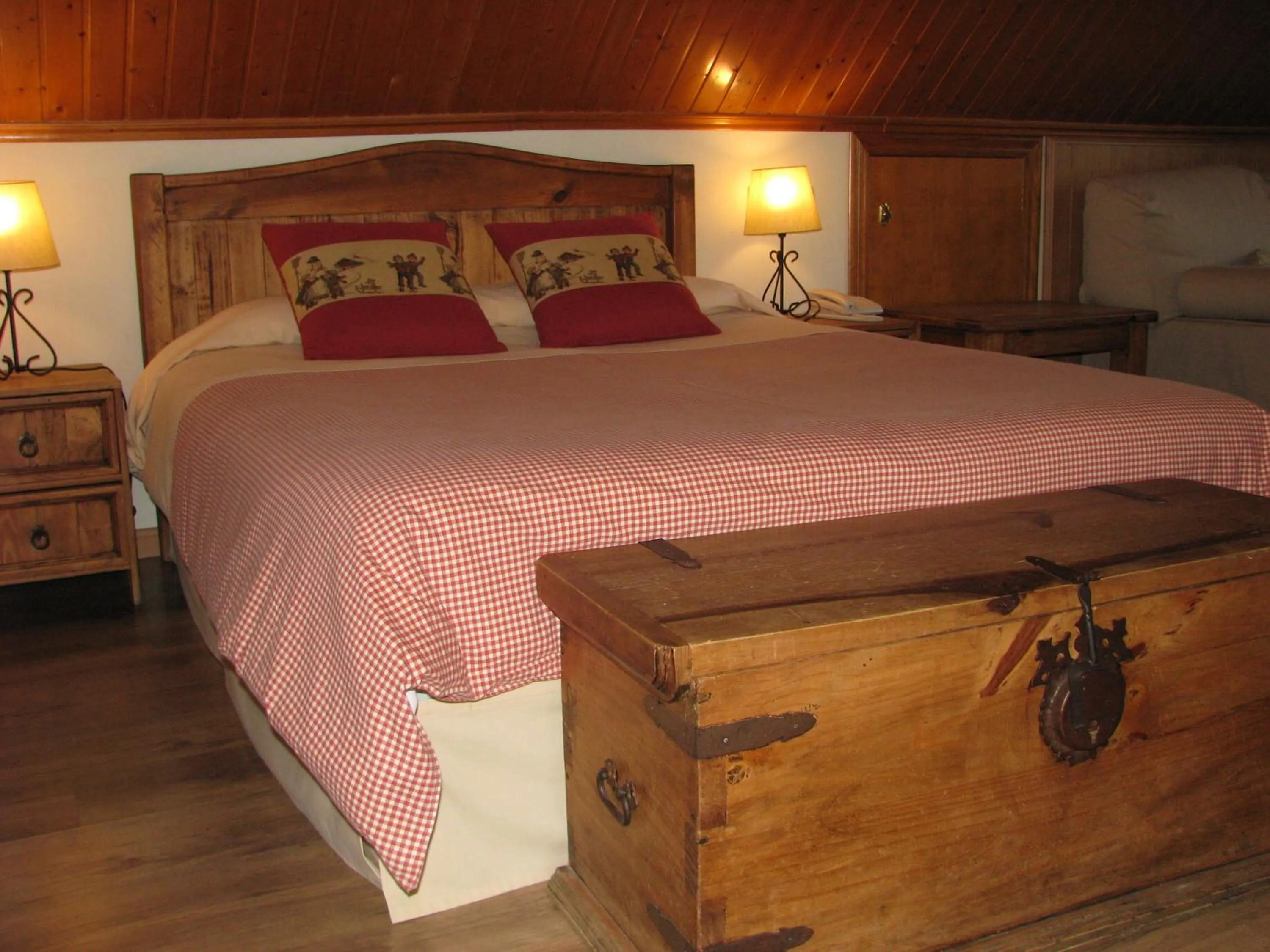 Bed in Aparthotel Sarrato