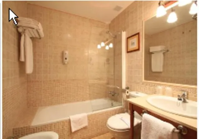 Bathroom in Aparthotel Sarrato