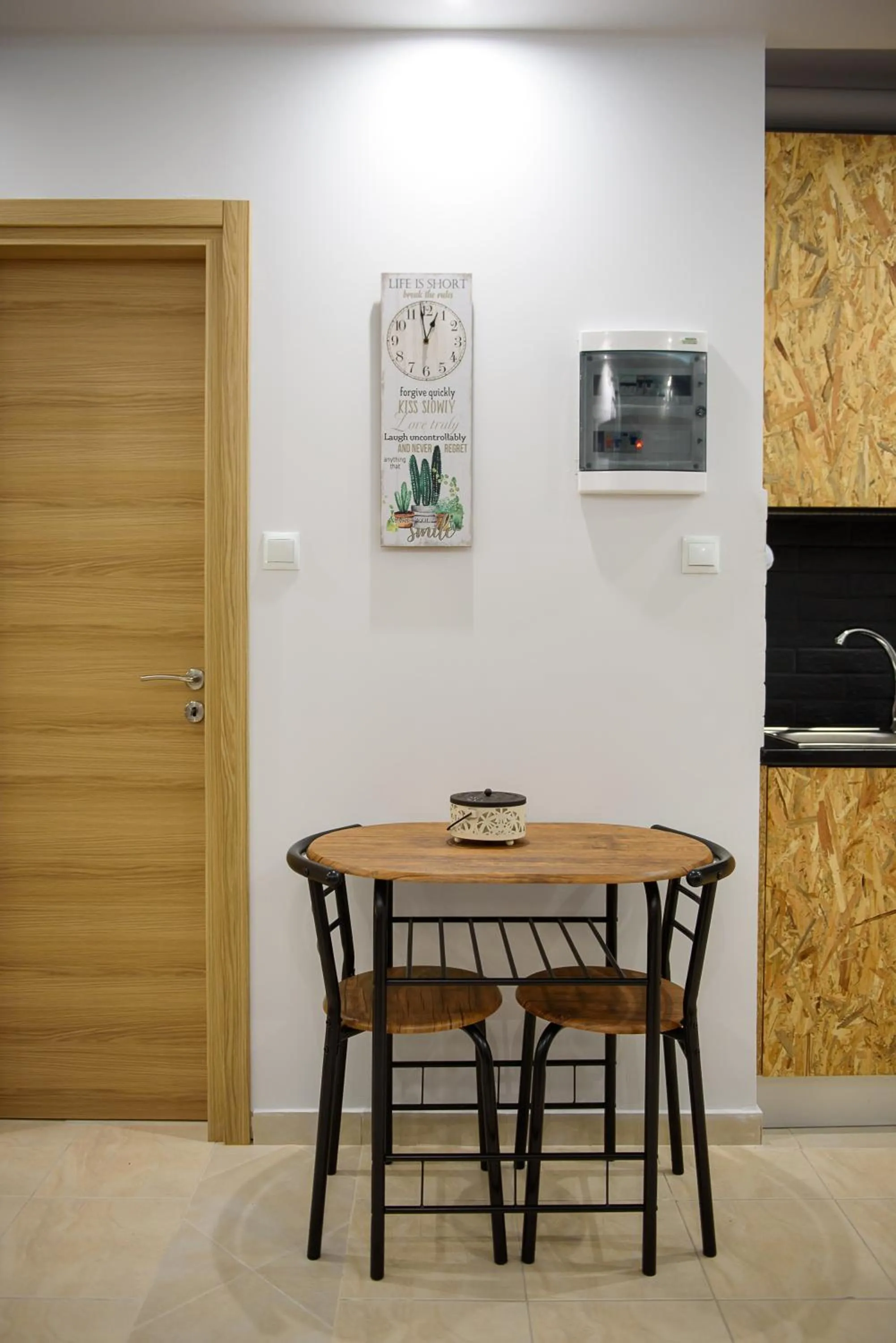 Artemissoula near airport