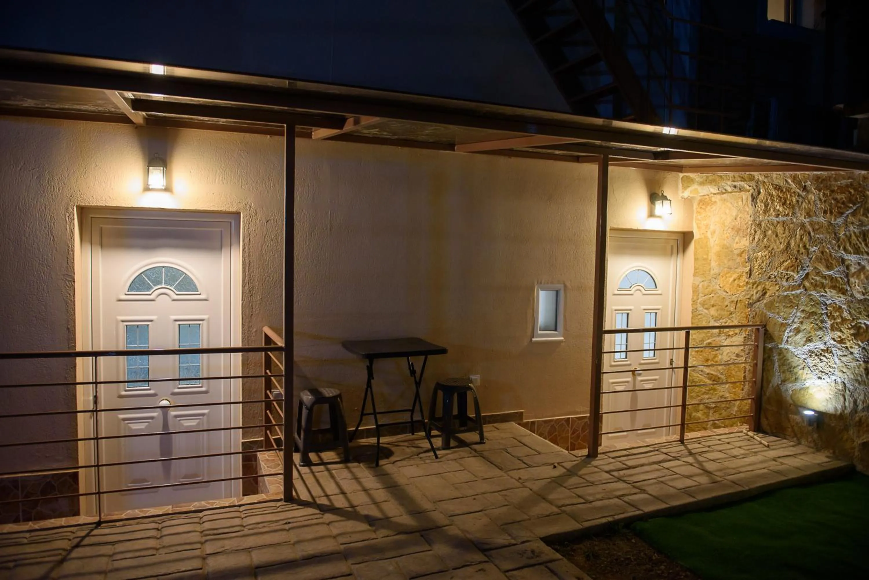 Artemissoula near airport