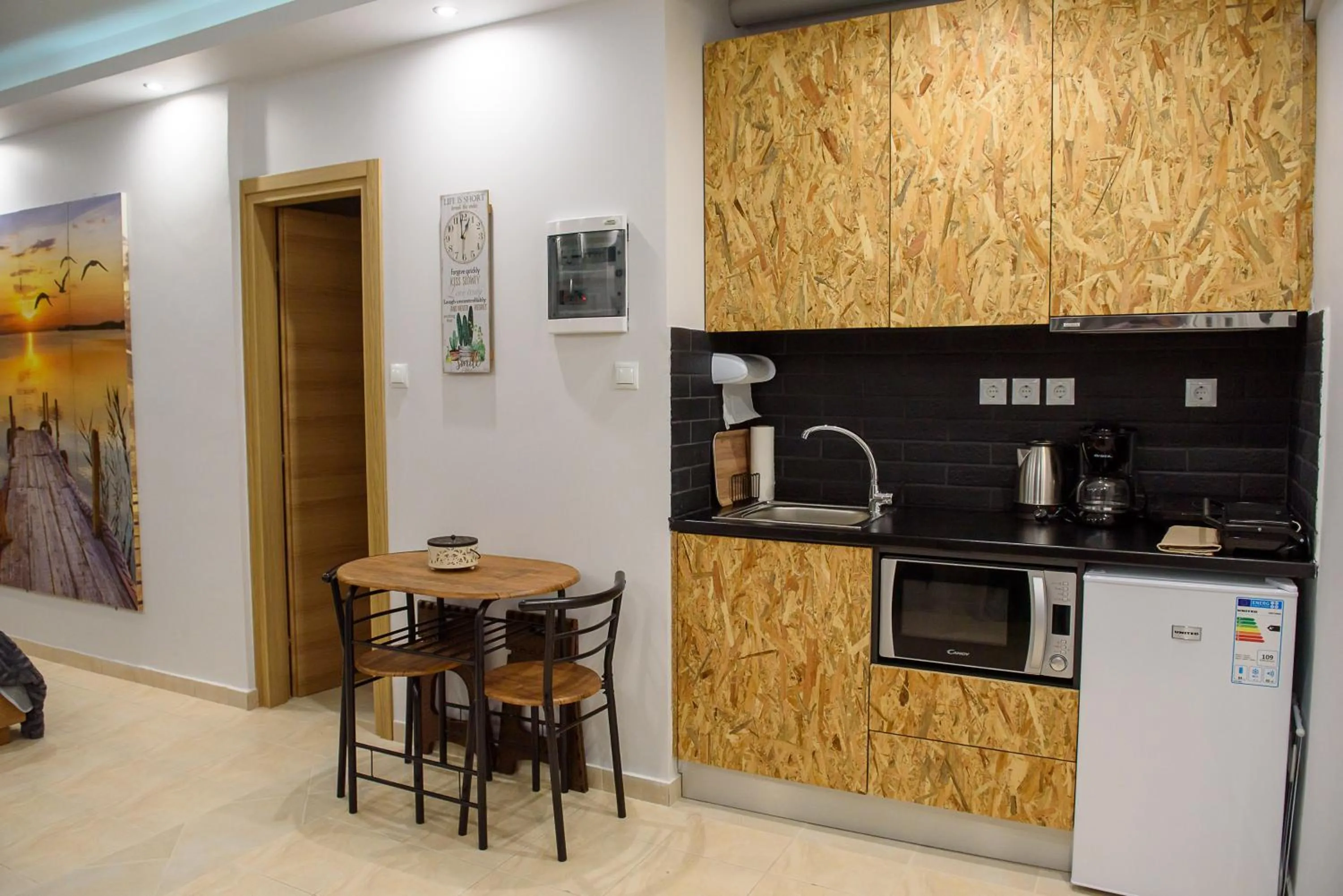 Artemissoula near airport