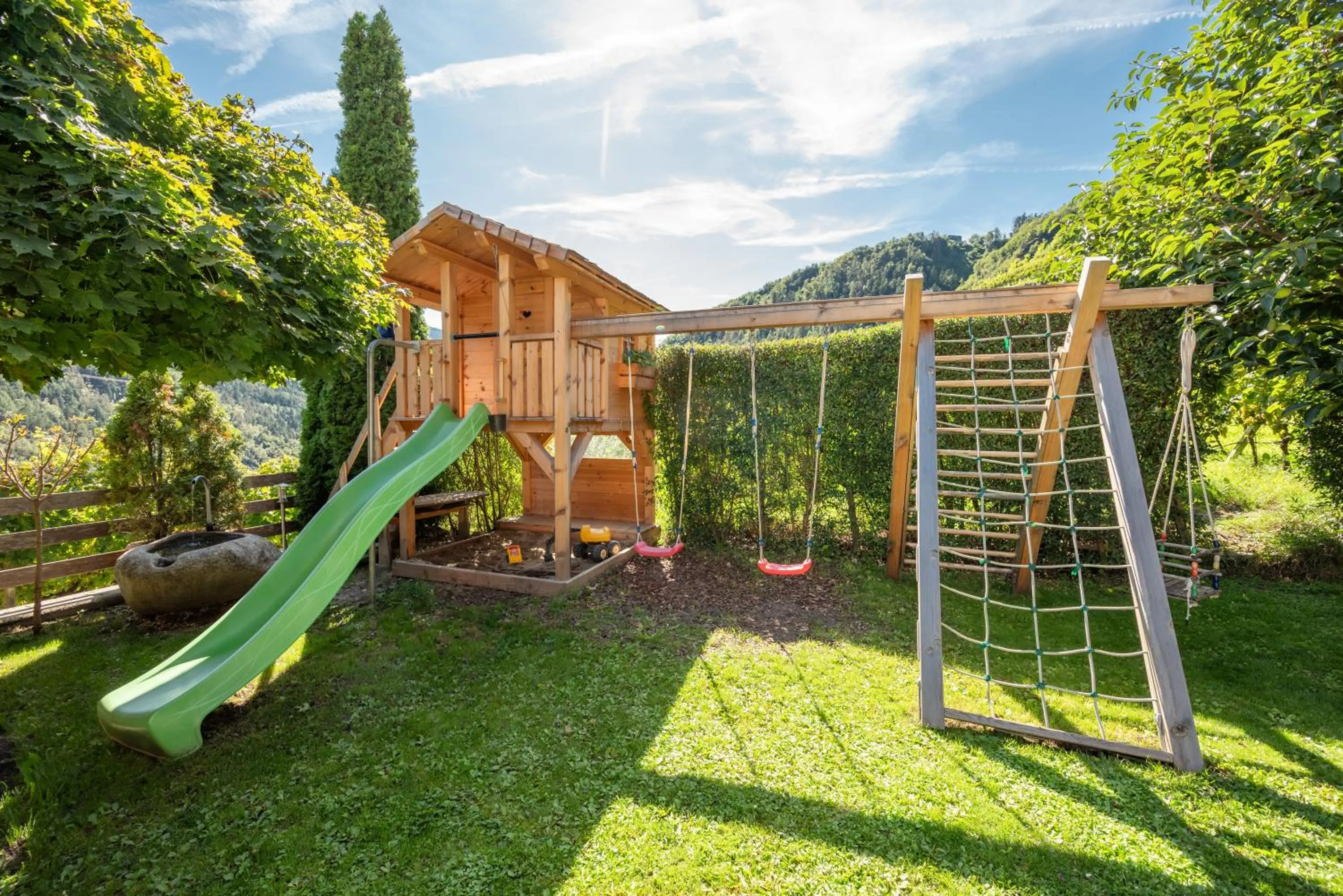 Children play ground in Appartements Toni