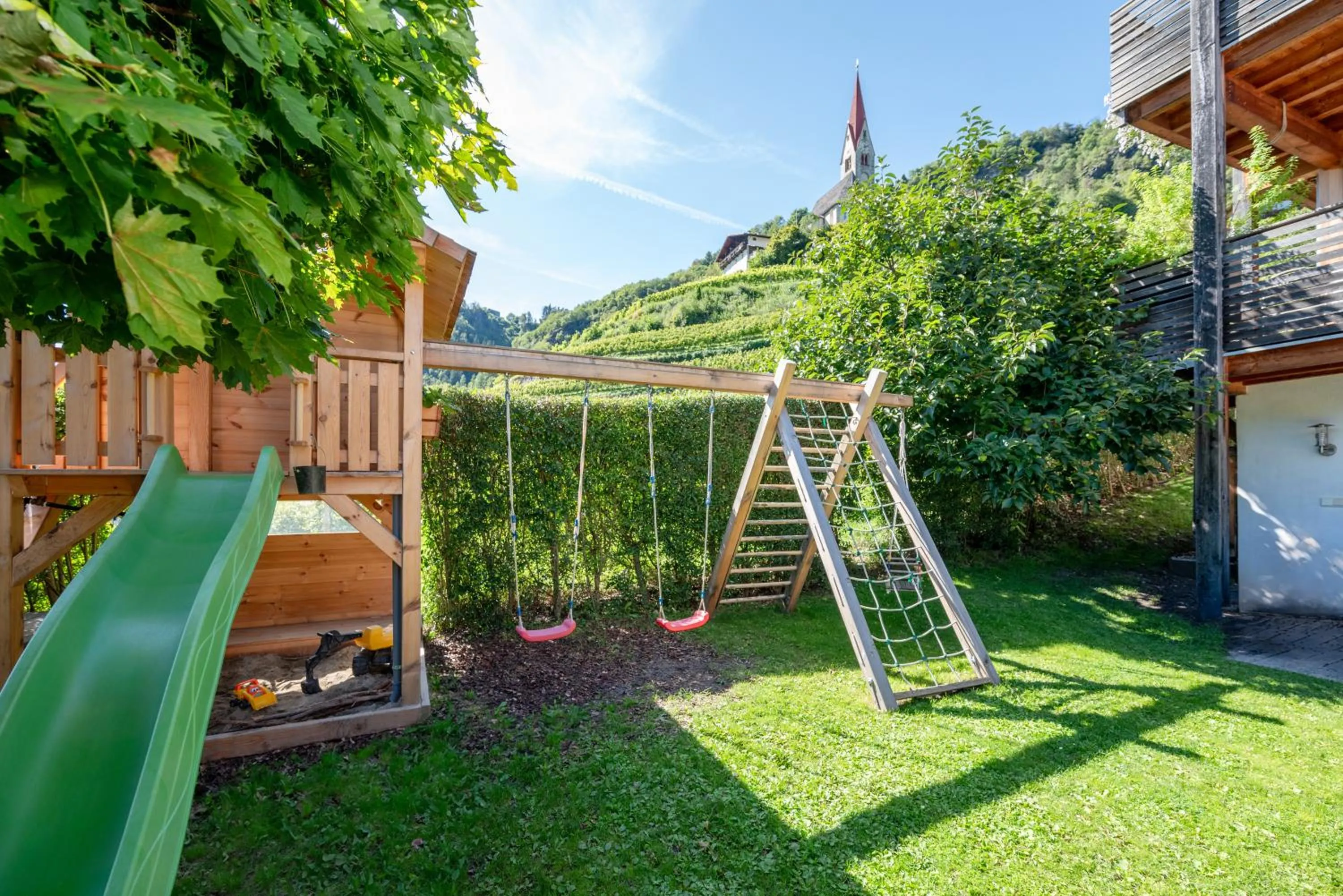 Children play ground in Appartements Toni
