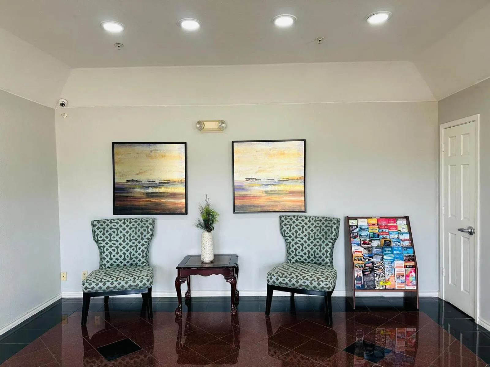 Lobby or reception in Executive Inn & Suites West Columbia