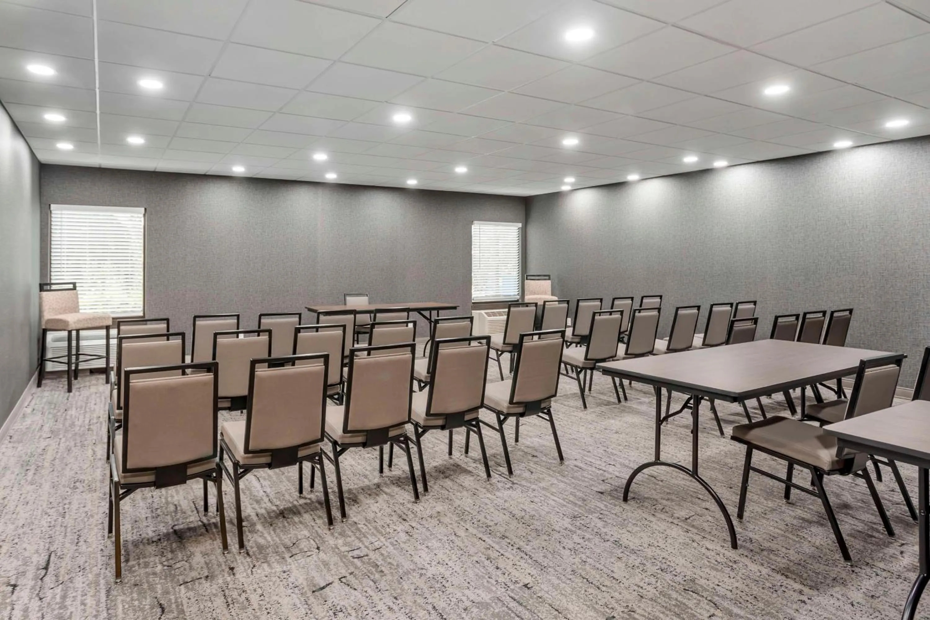 Meeting/conference room in Best Western Plus Heritage Rail Inn & Suites