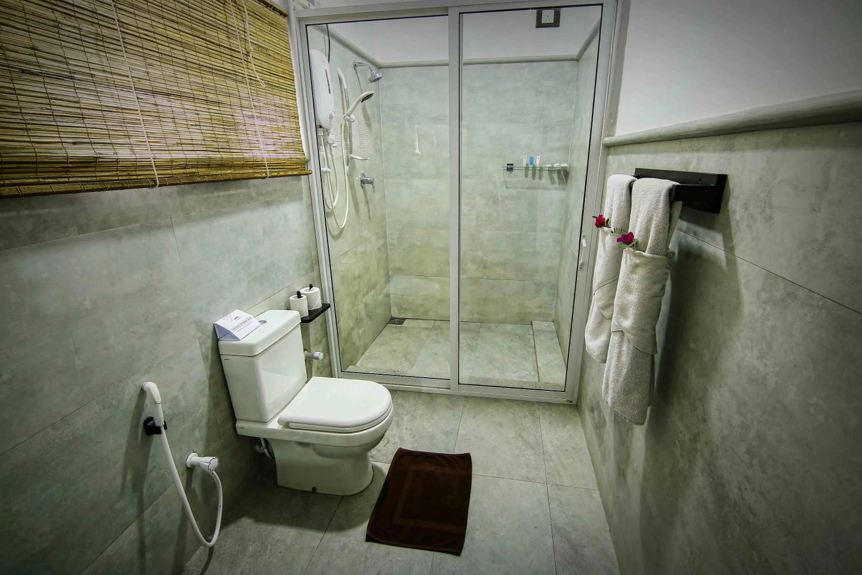 Bathroom in Elephas Resort & Spa