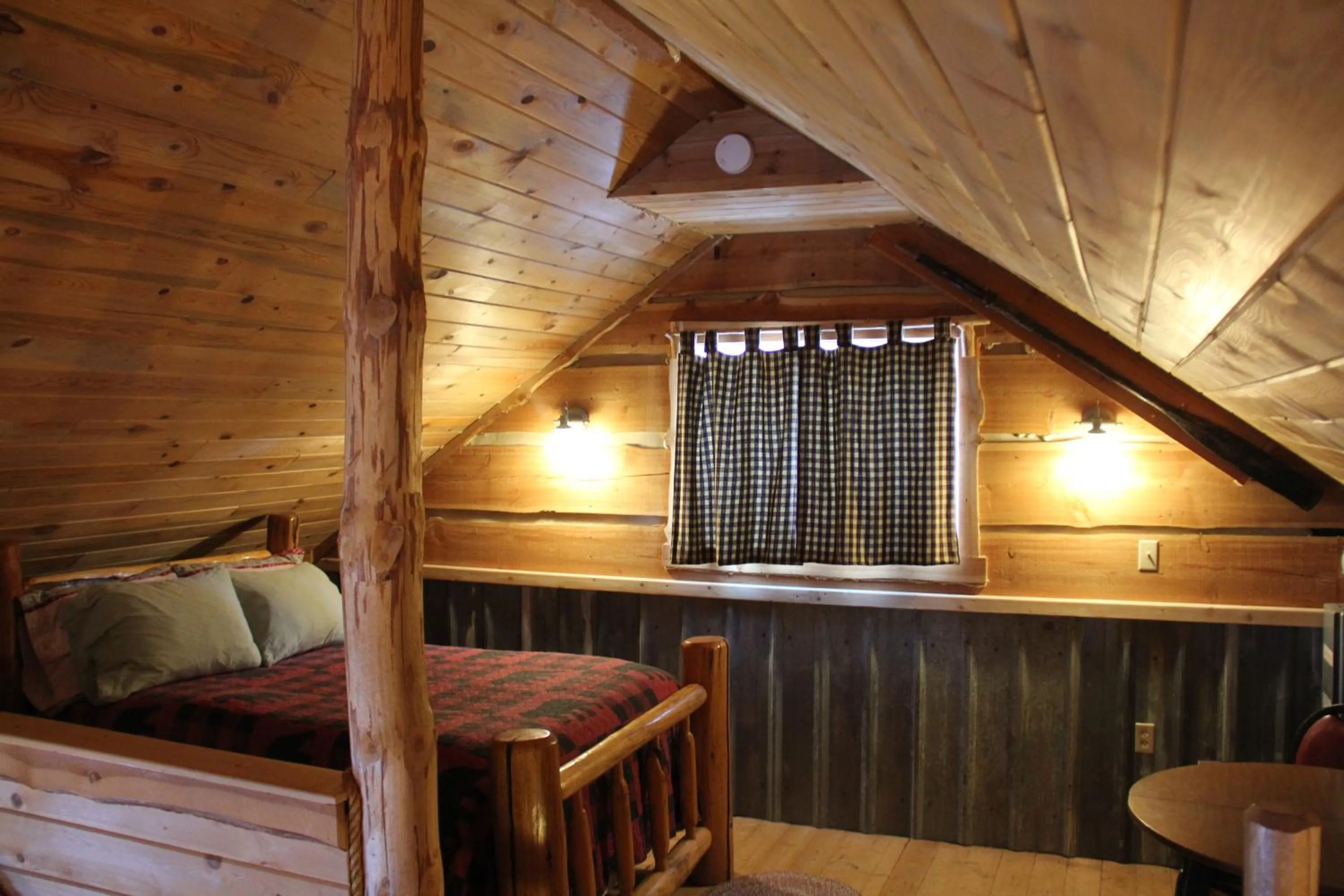 Bedroom in Sugar Loaf Lodge & Cabins