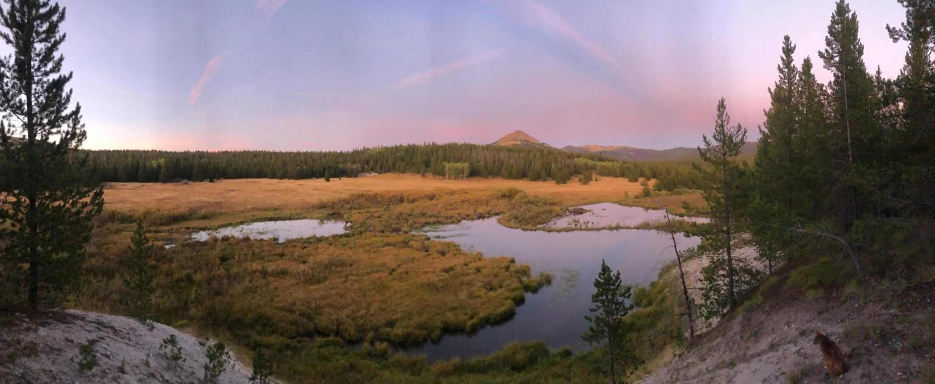 Natural landscape in Sugar Loaf Lodge & Cabins