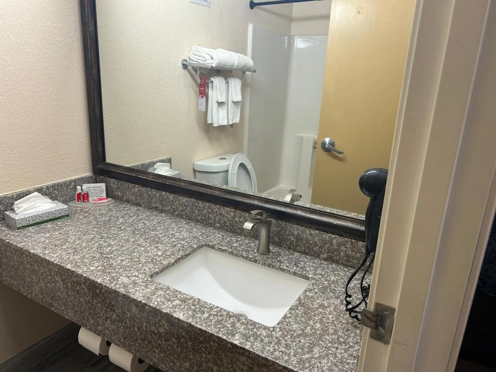 Bathroom in Econo Lodge Topeka at Wanamaker