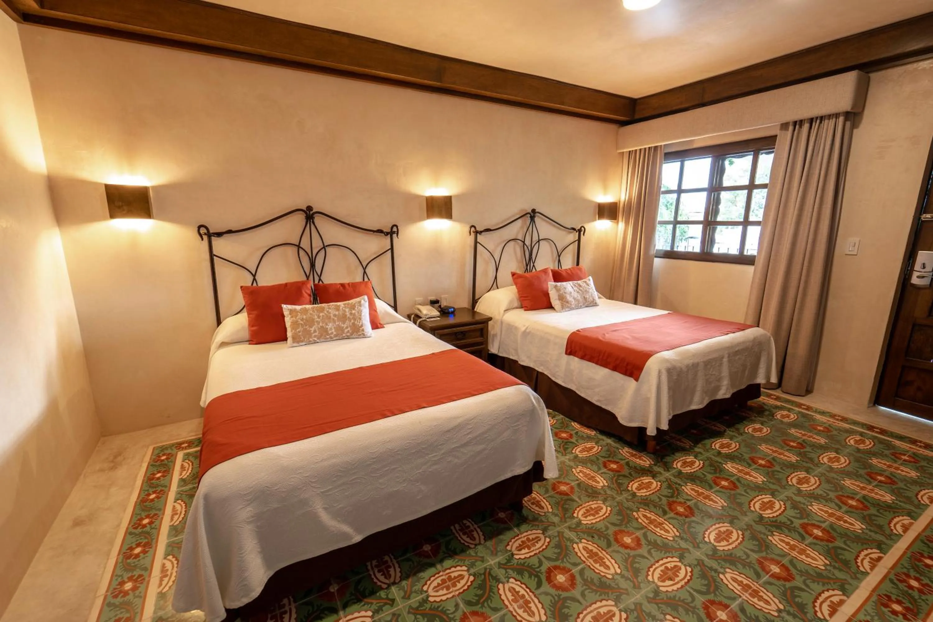 Photo of the whole room, Bed in Hotel Meson del Marques