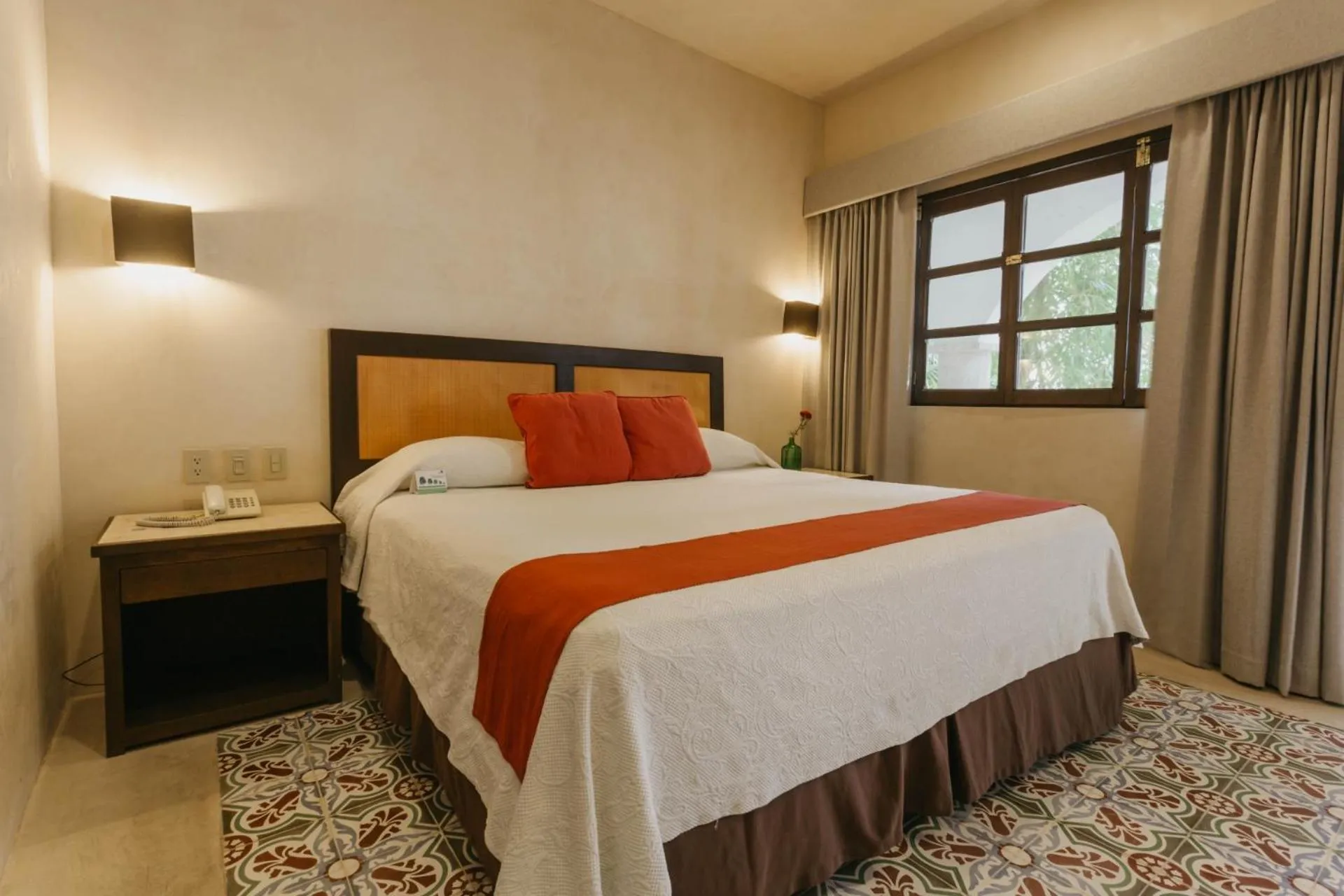 Bed in Hotel Meson del Marques