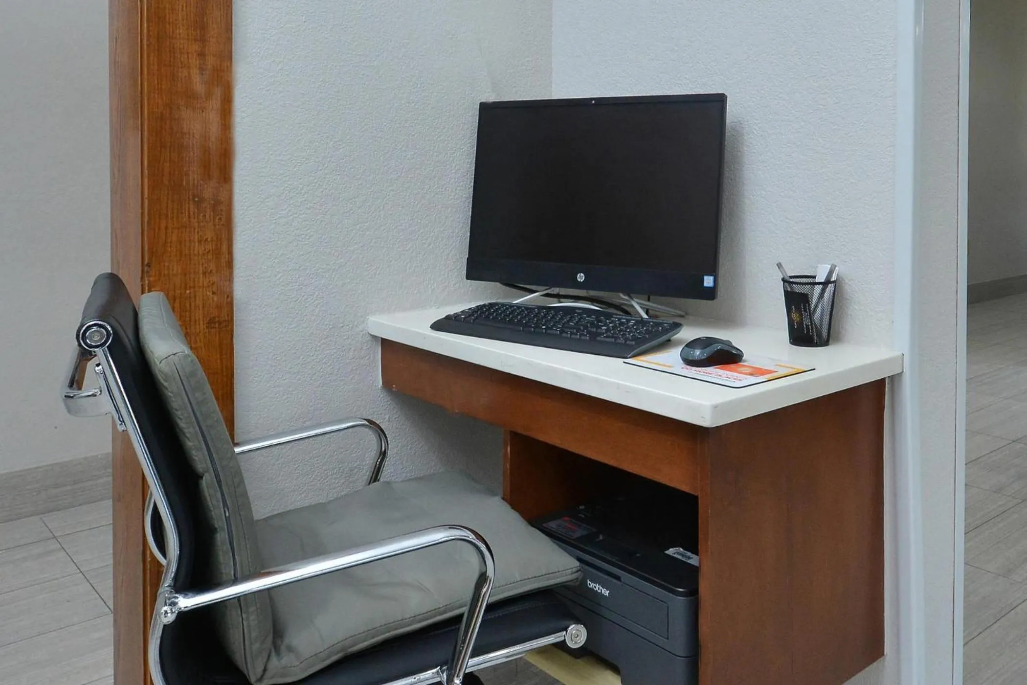 Business facilities in Brookstone Lodge near Biltmore Village, an Ascend Collection Hotel