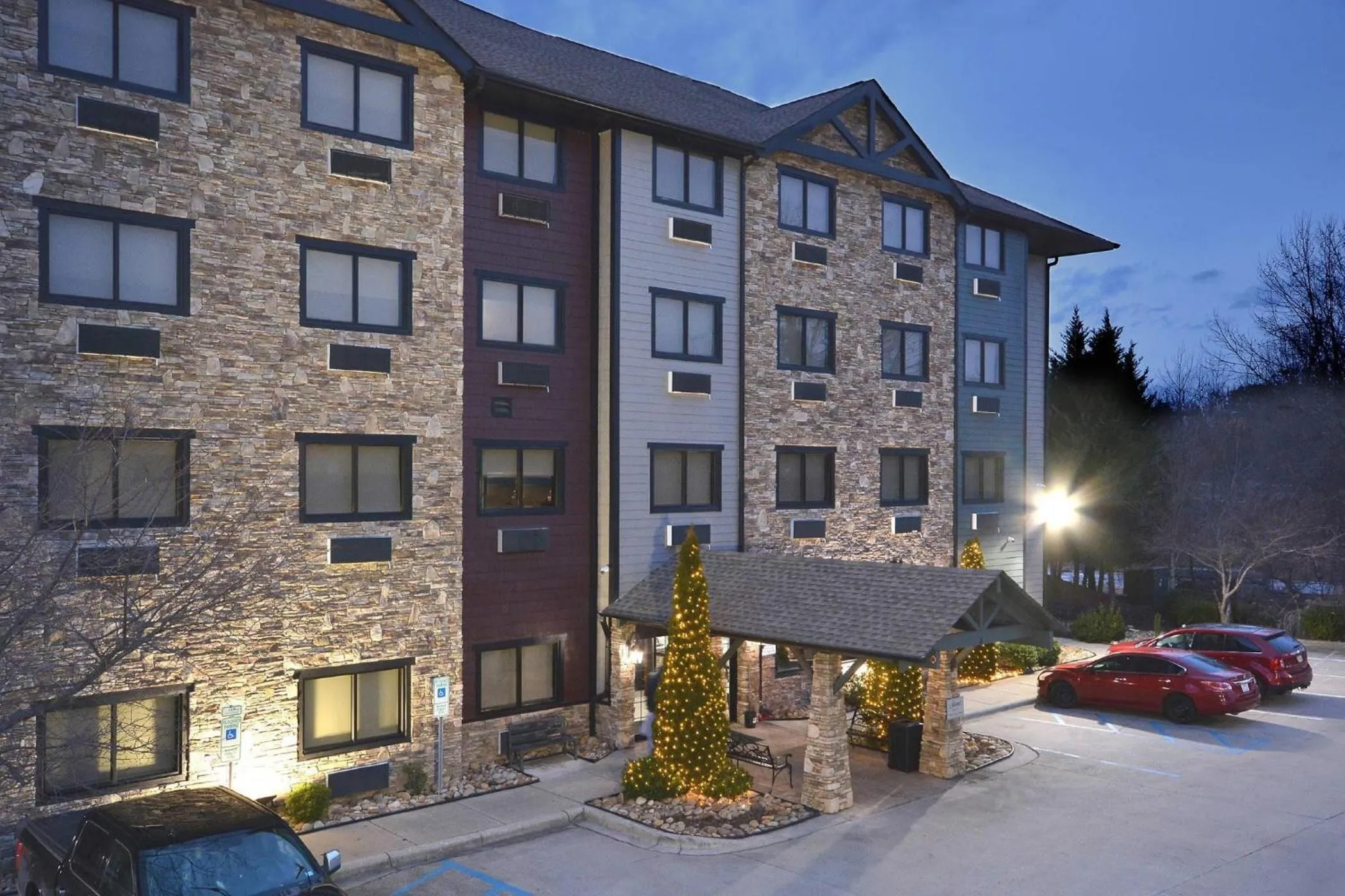 Property building in Brookstone Lodge near Biltmore Village, an Ascend Collection Hotel