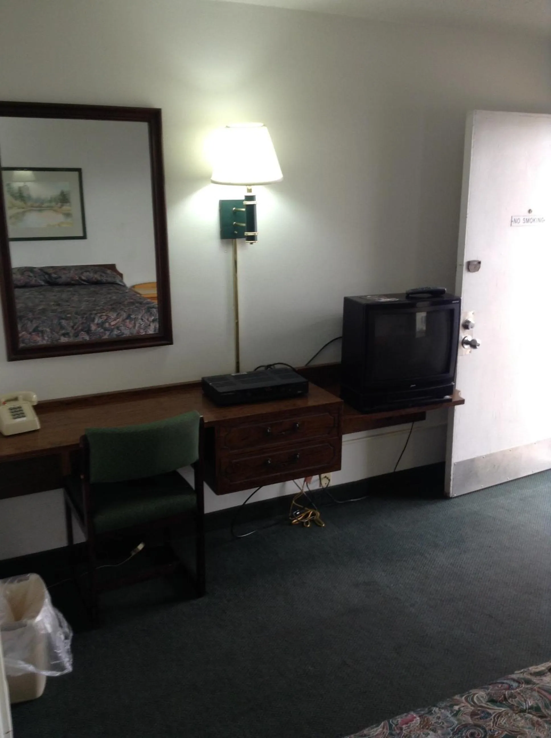 TV and multimedia in Plaza Inn