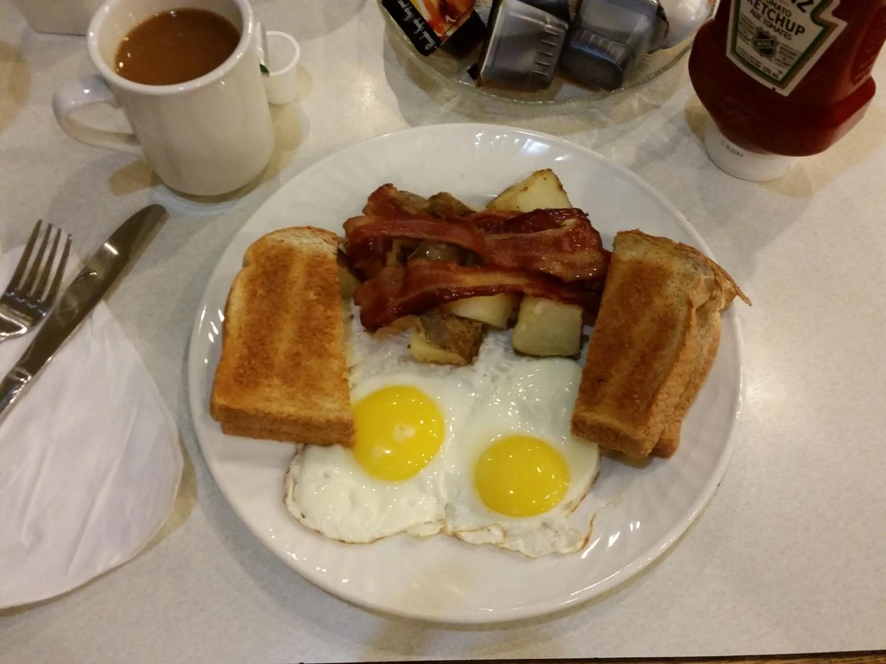 Breakfast in Wild Rose Country Inn