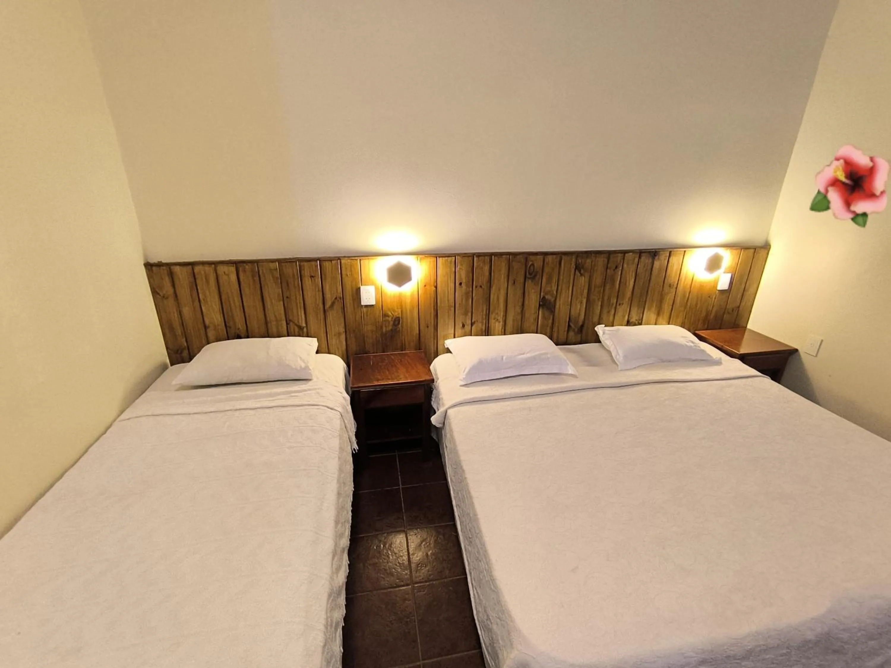 Bed in Palo Rosa Lodge