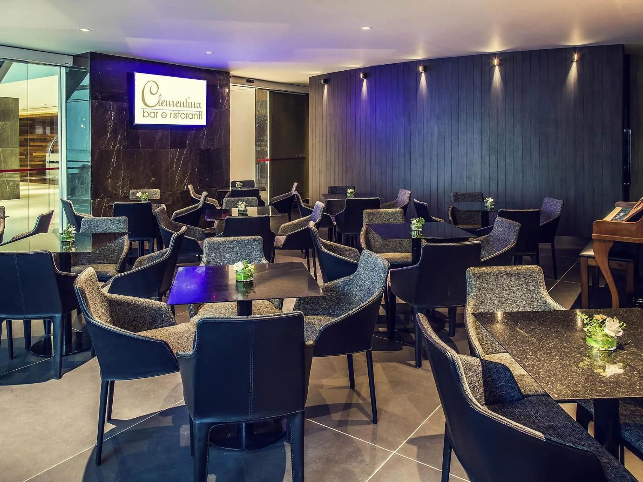 Lounge or bar in Mercure Uberlândia Plaza Shopping